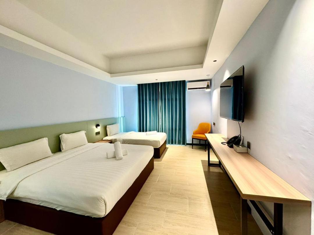 Deluxe Double Room with Balcony