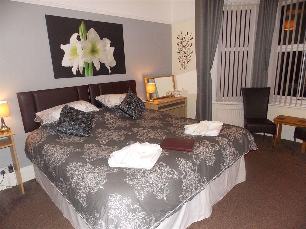 Deluxe Double Room with Shower