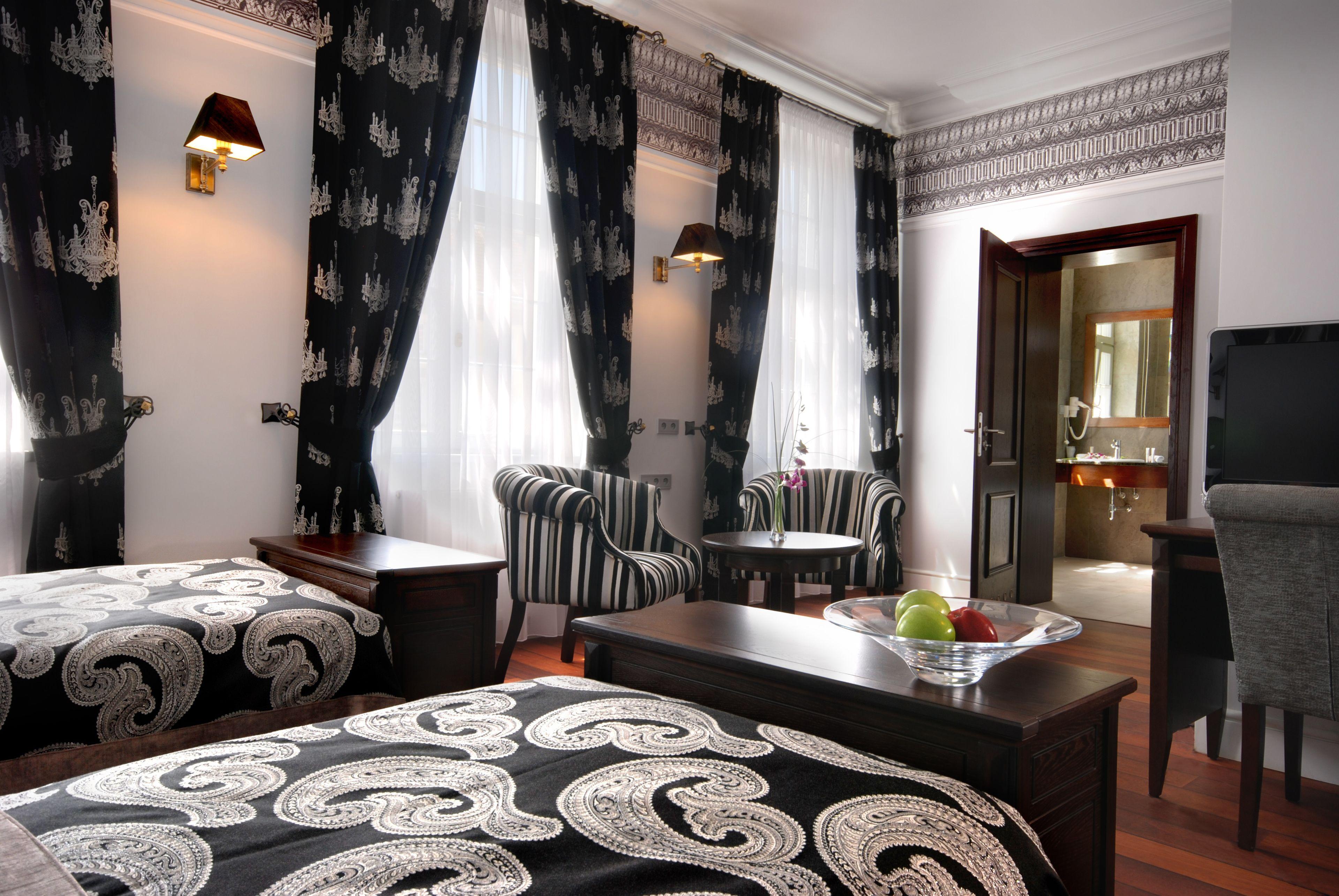 Superior Double or Twin Room City View