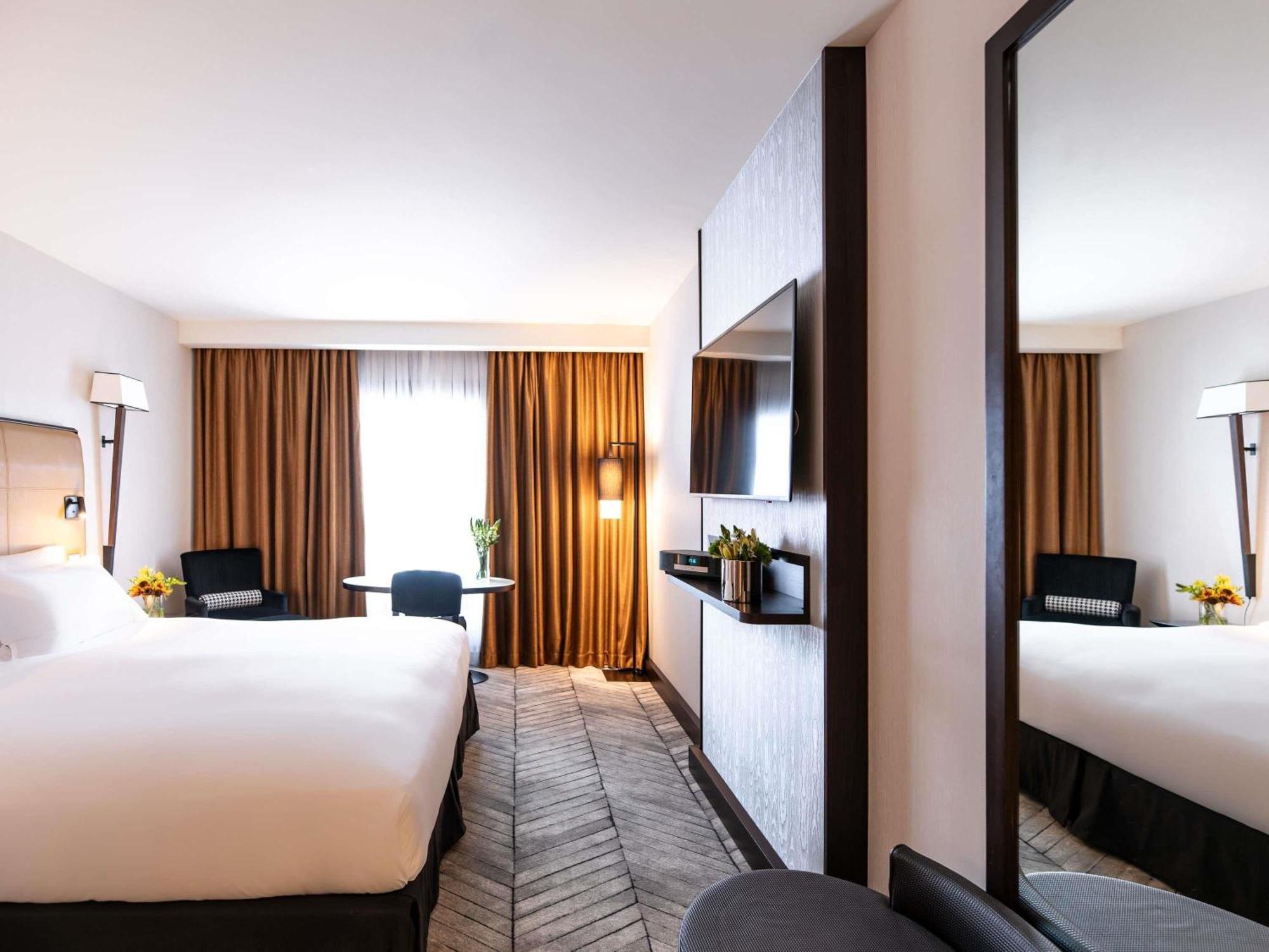 Superior Double Room with King-size Bed,1716967620:JPEG