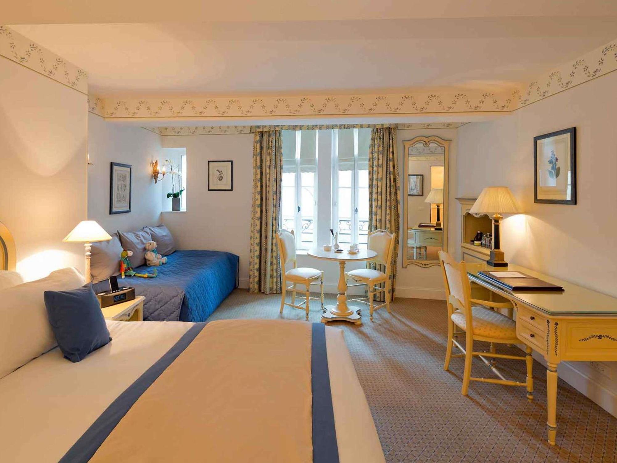 Family Room with One Double and Two Single Beds