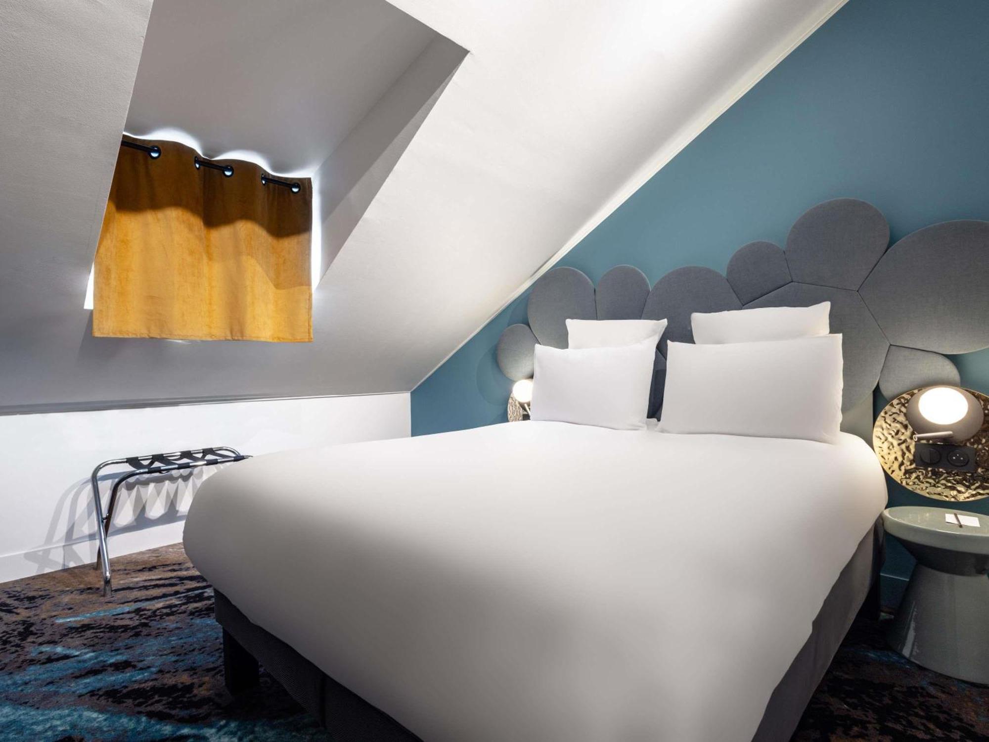 Classic Attic Room Double Bed