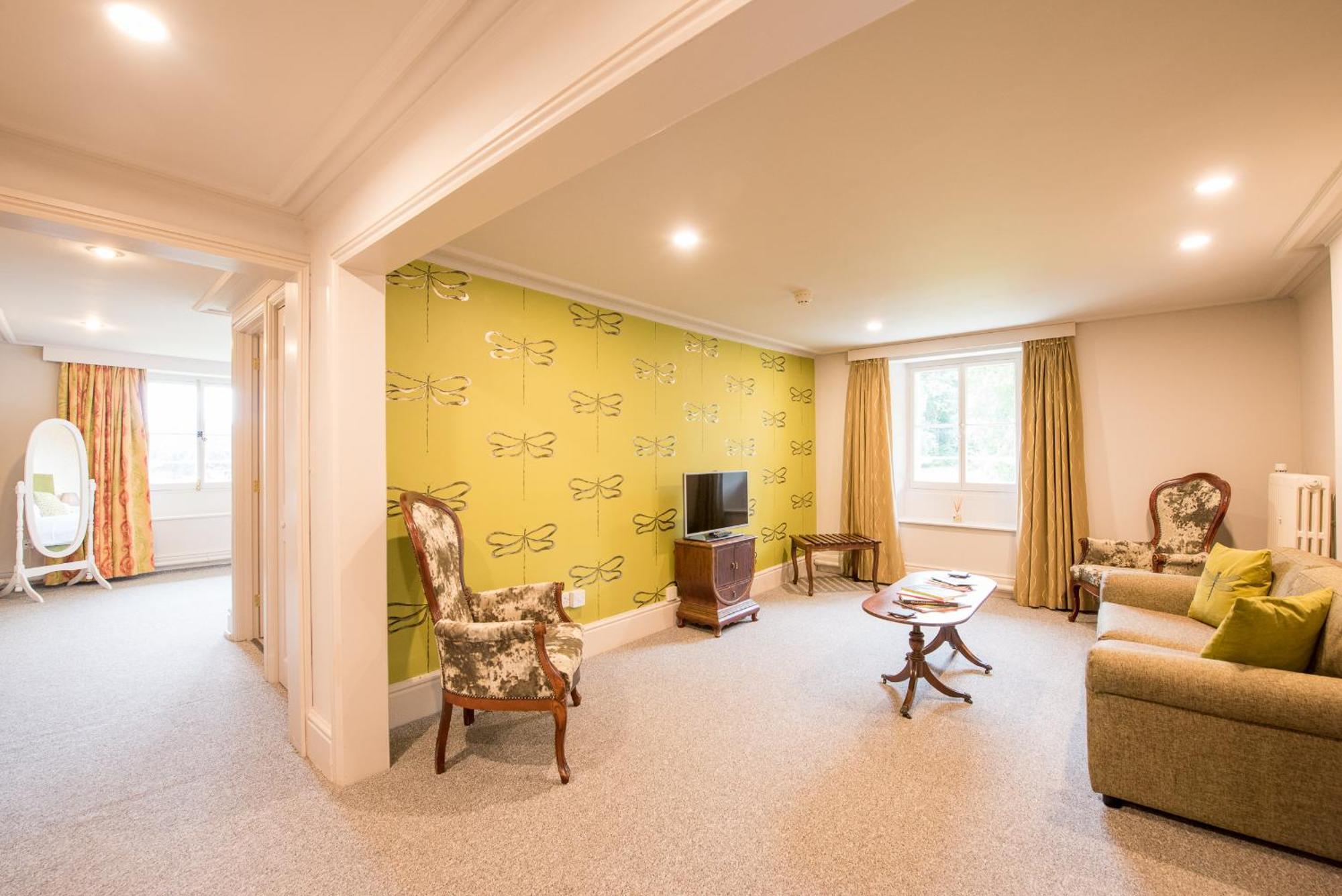 Junior Suite with Garden View