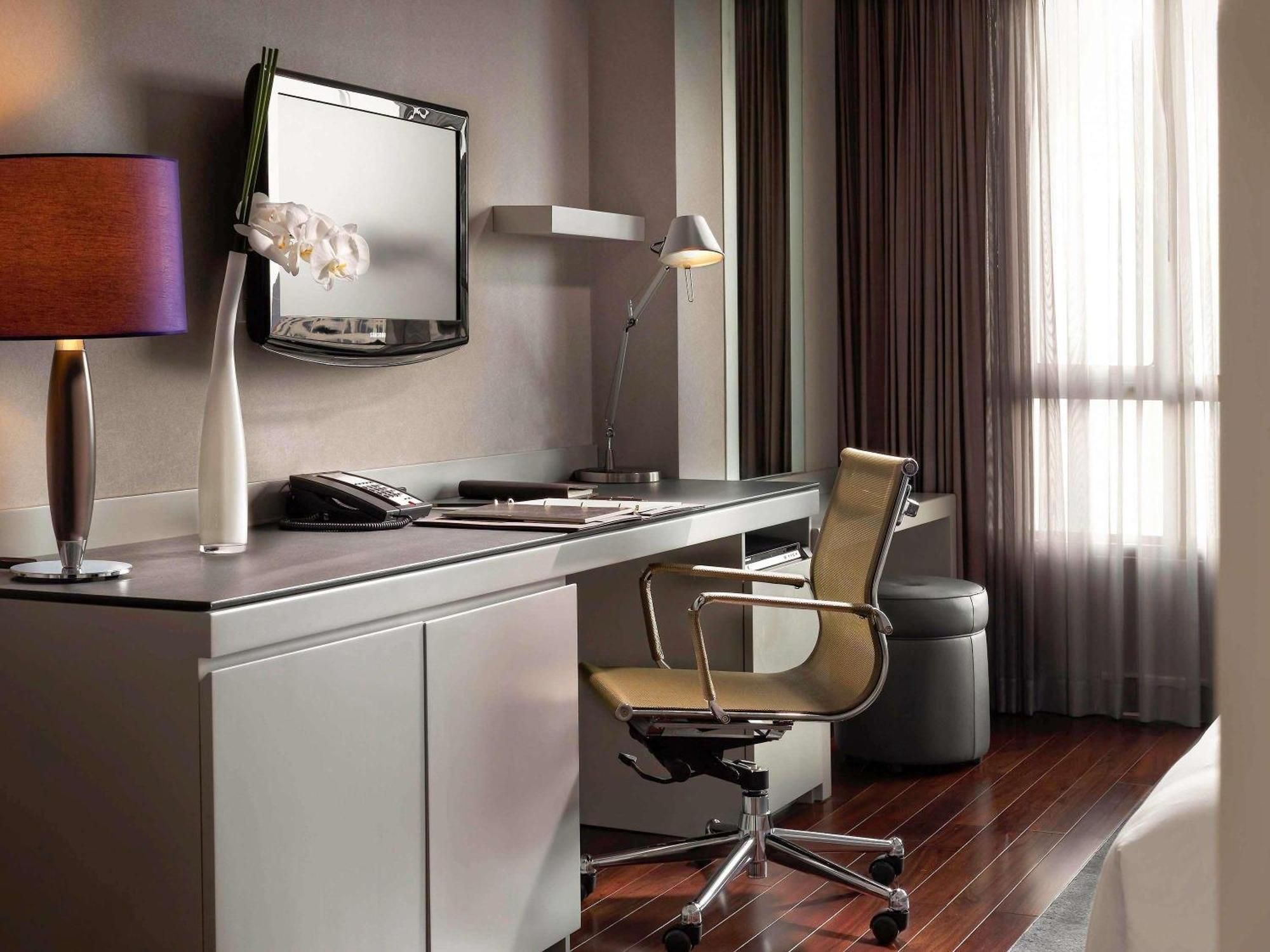 Luxury Twin room with City View,1730001702:JPEG