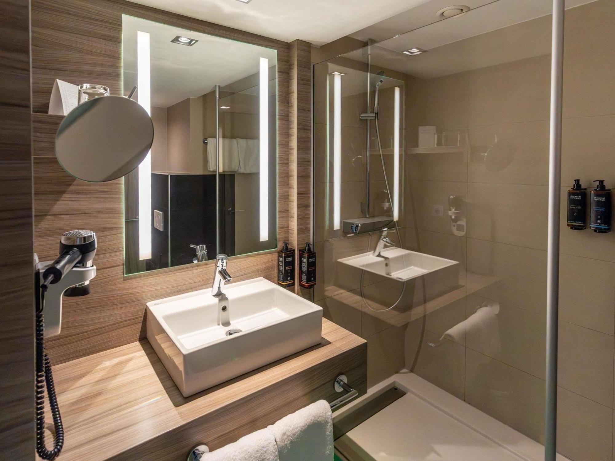 Superior Double Room,1652747181:JPEG