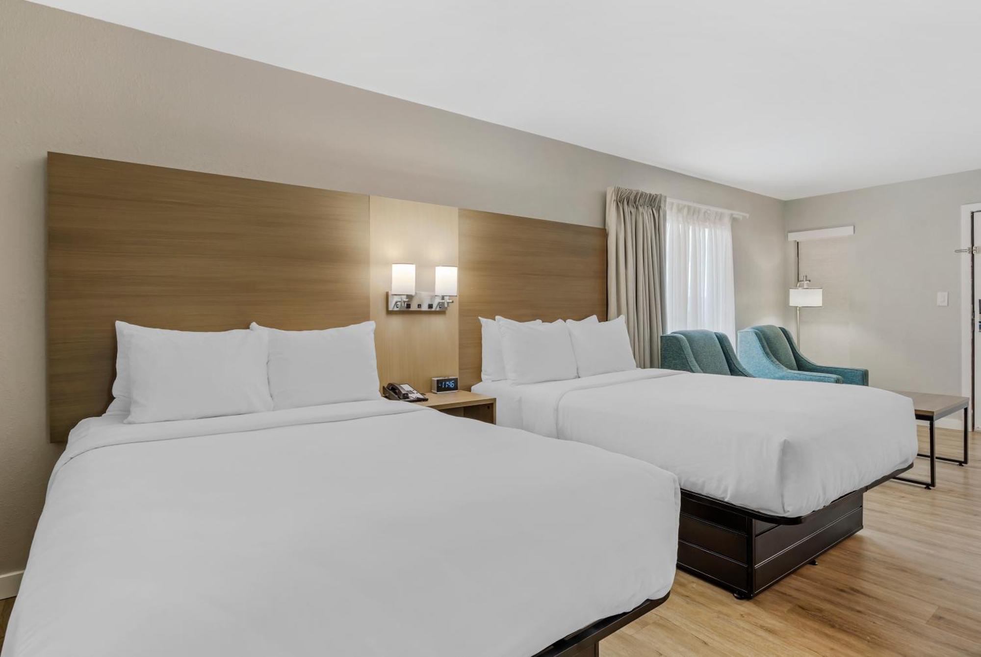 Suite 2 Double Beds or Non Smoking
