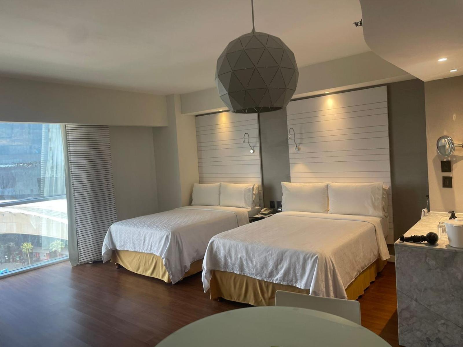 Suite met 2 Tweepersoonsbedden - Rookvrij