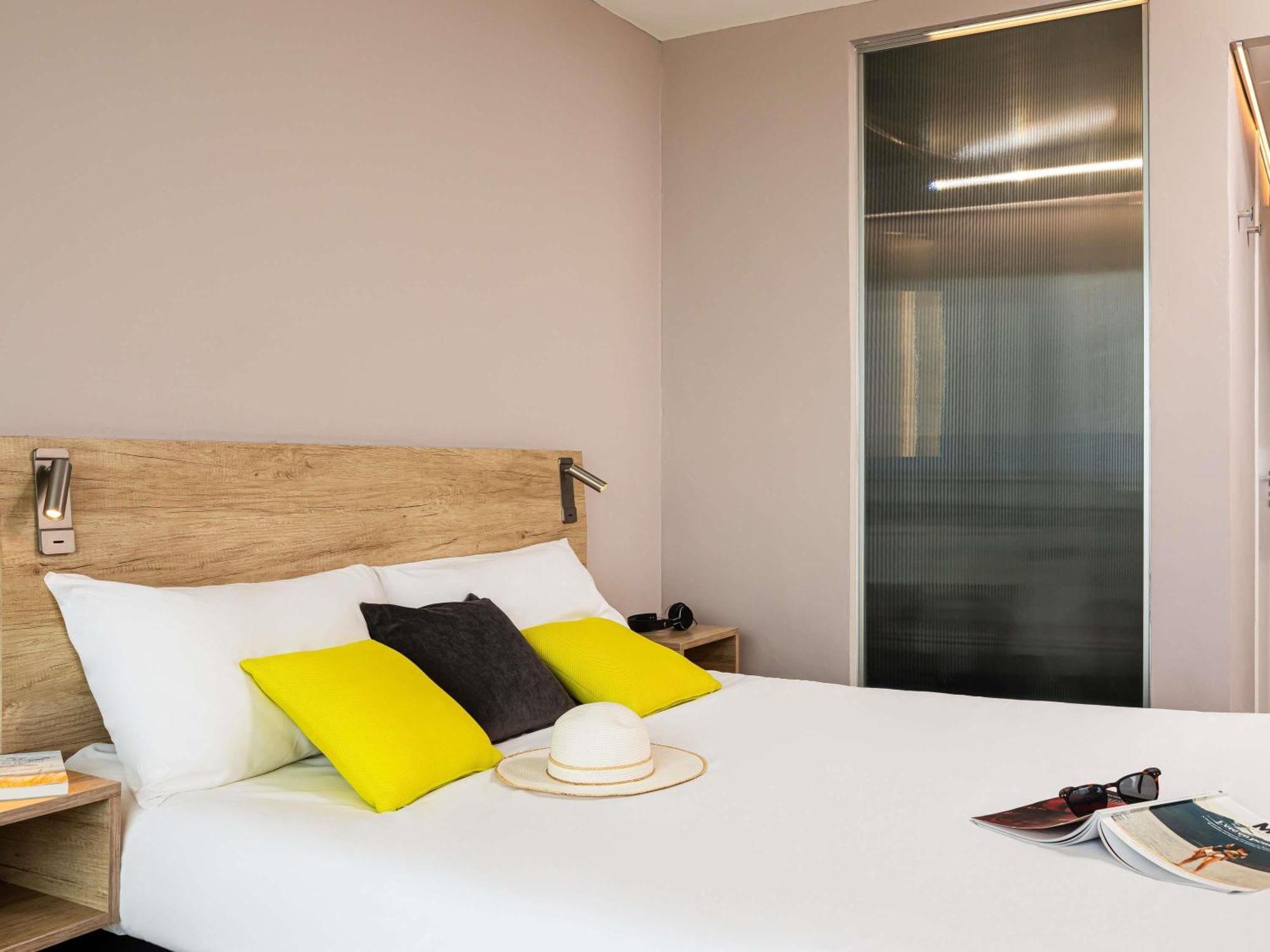 Standard Double Room - Sea Front