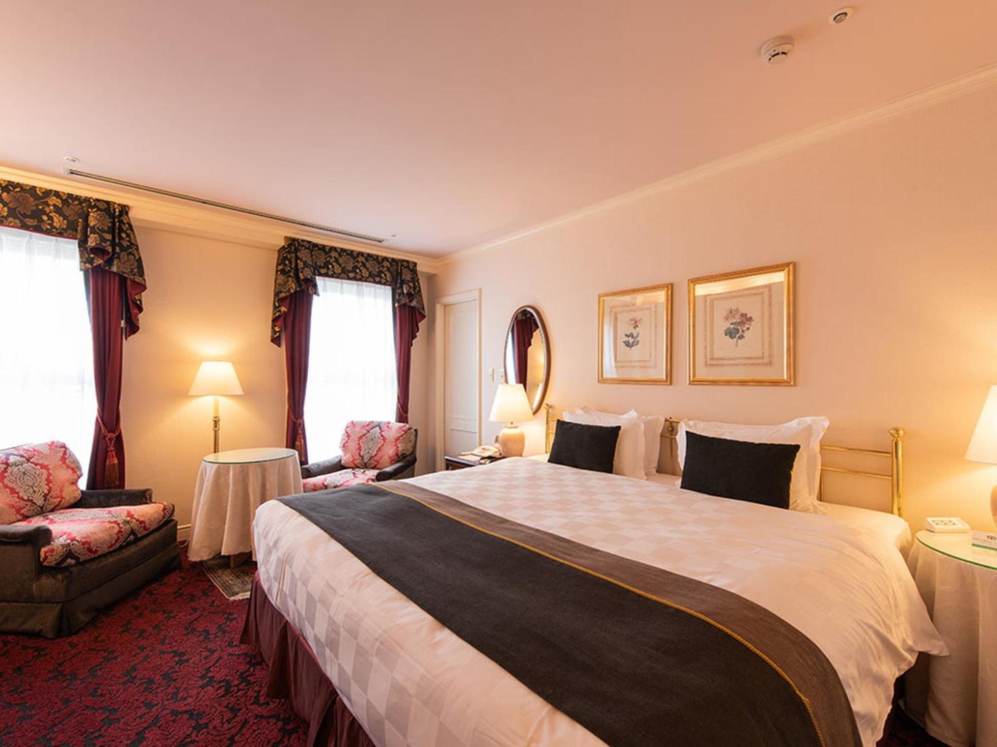 Standard King Room