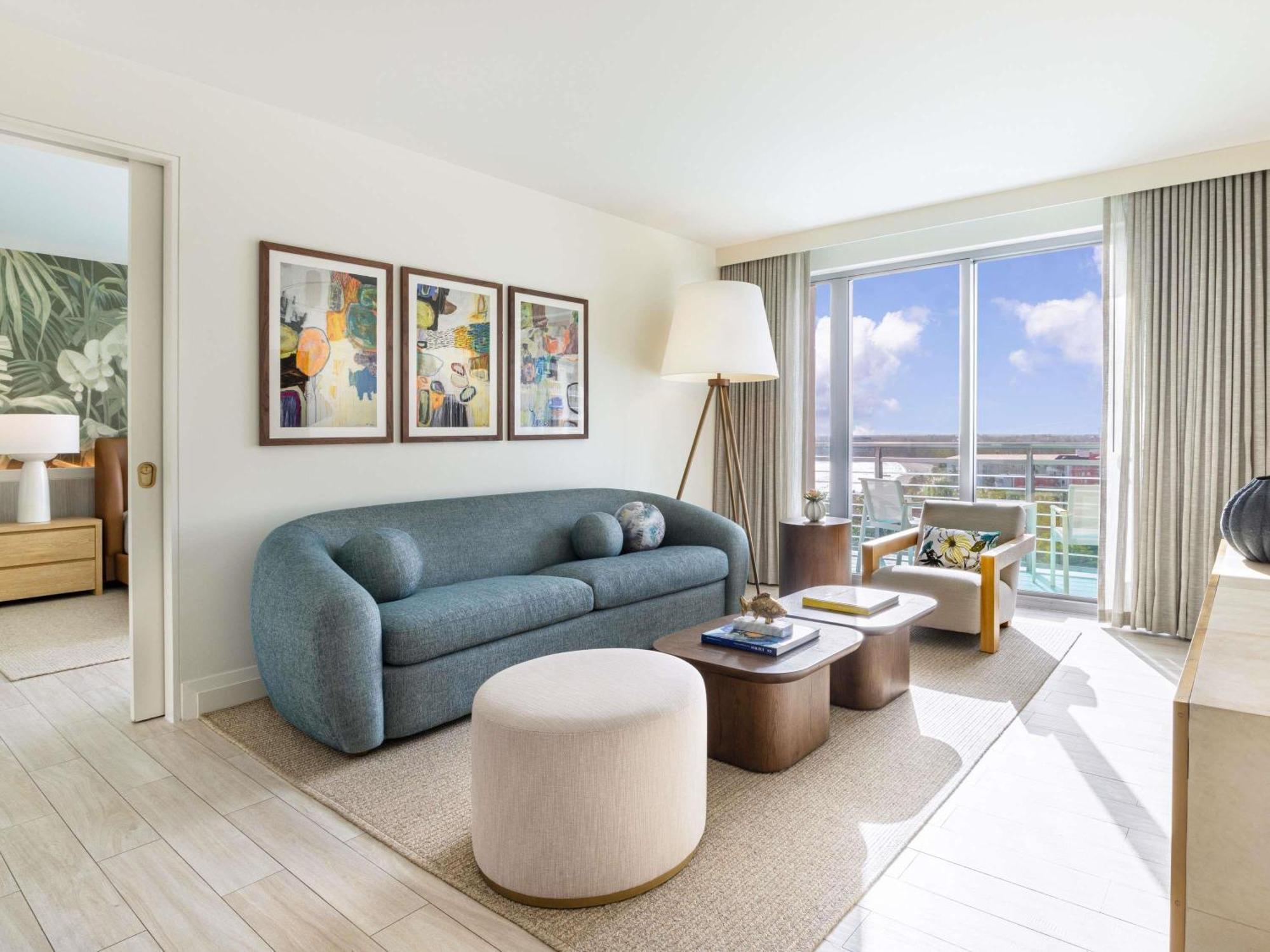 Signature Suite Ocean View,1717100190:JPEG