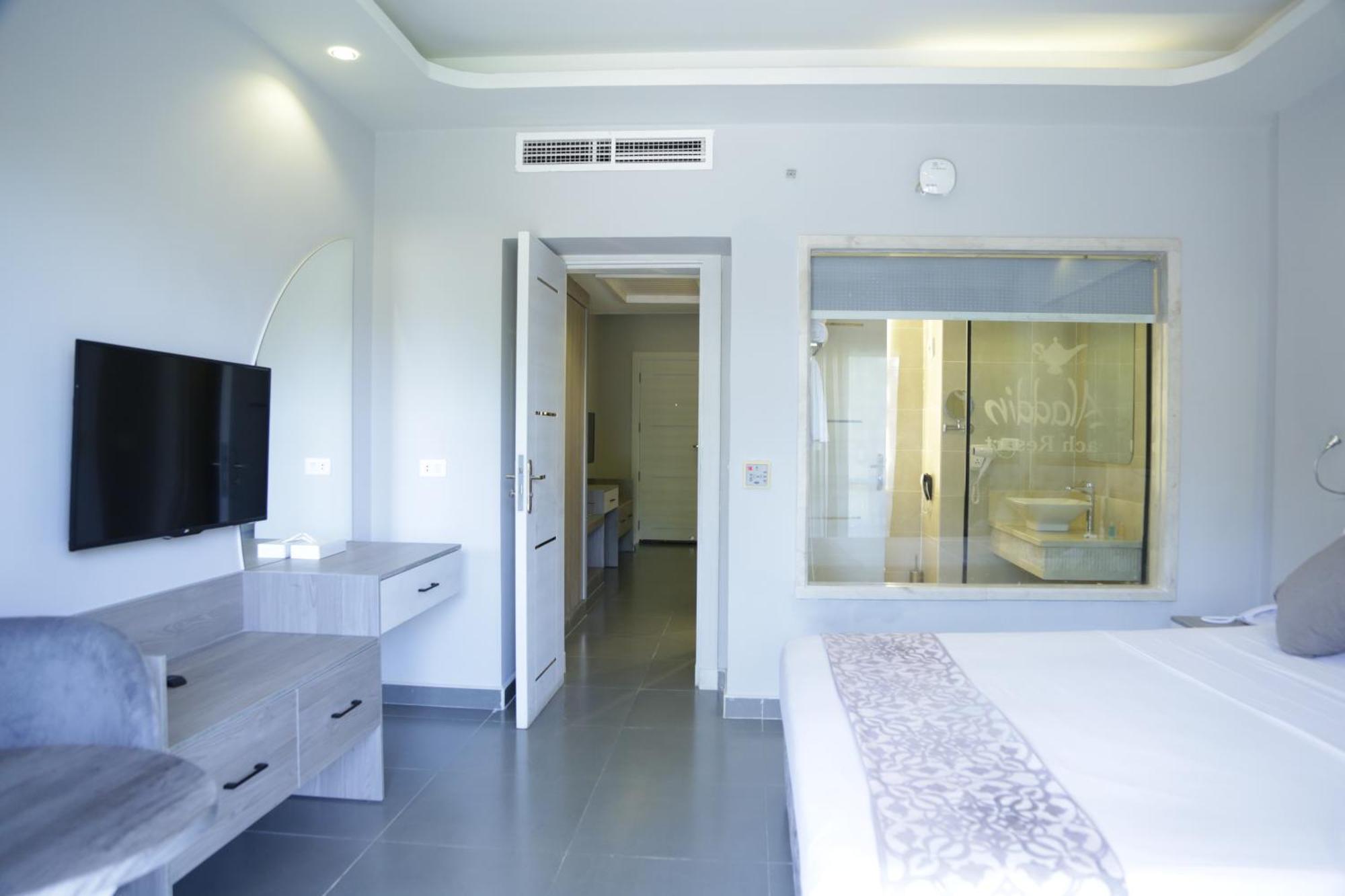Deluxe Family Suite,1717100270:JPEG
