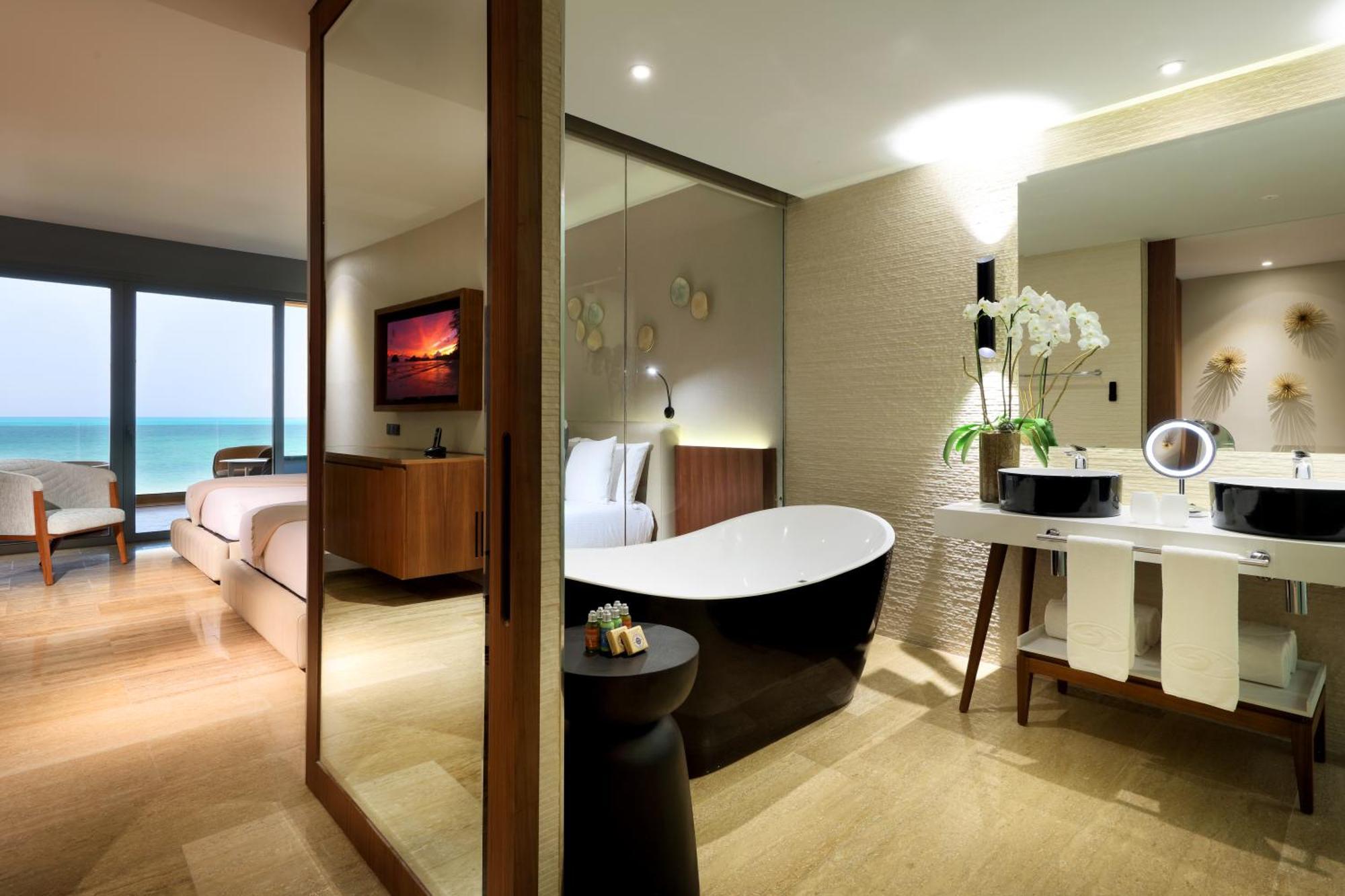 Family Selection Loft Suite Jacuzzi Terrace Ocean View