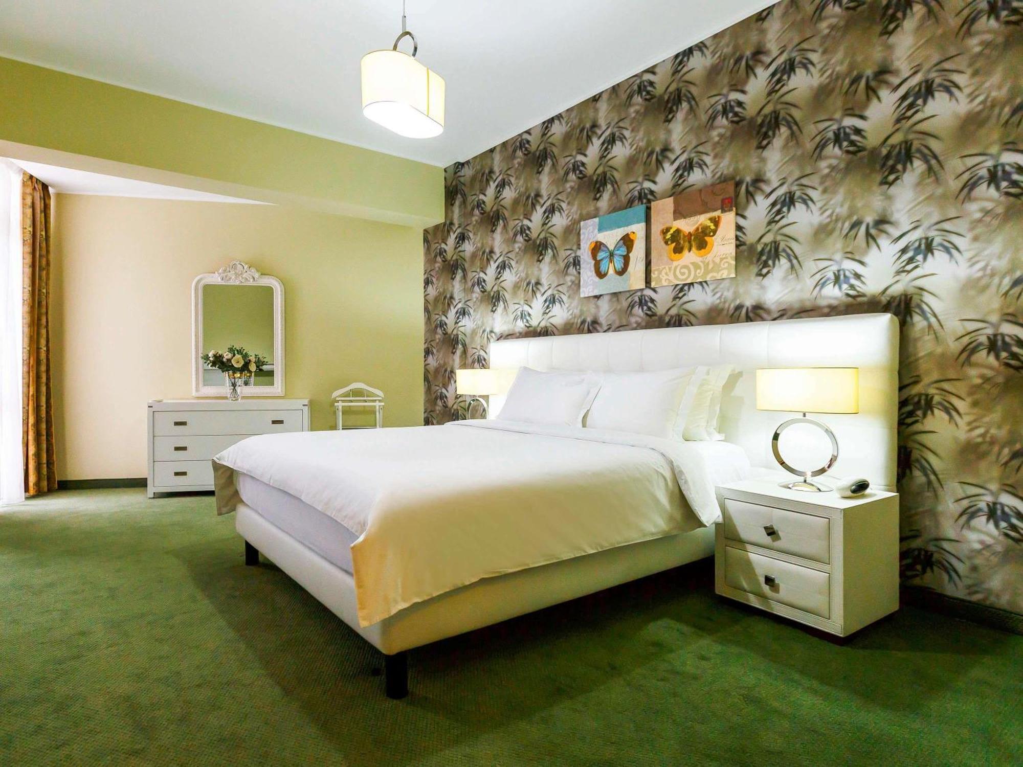 Superior Suite with Sofa