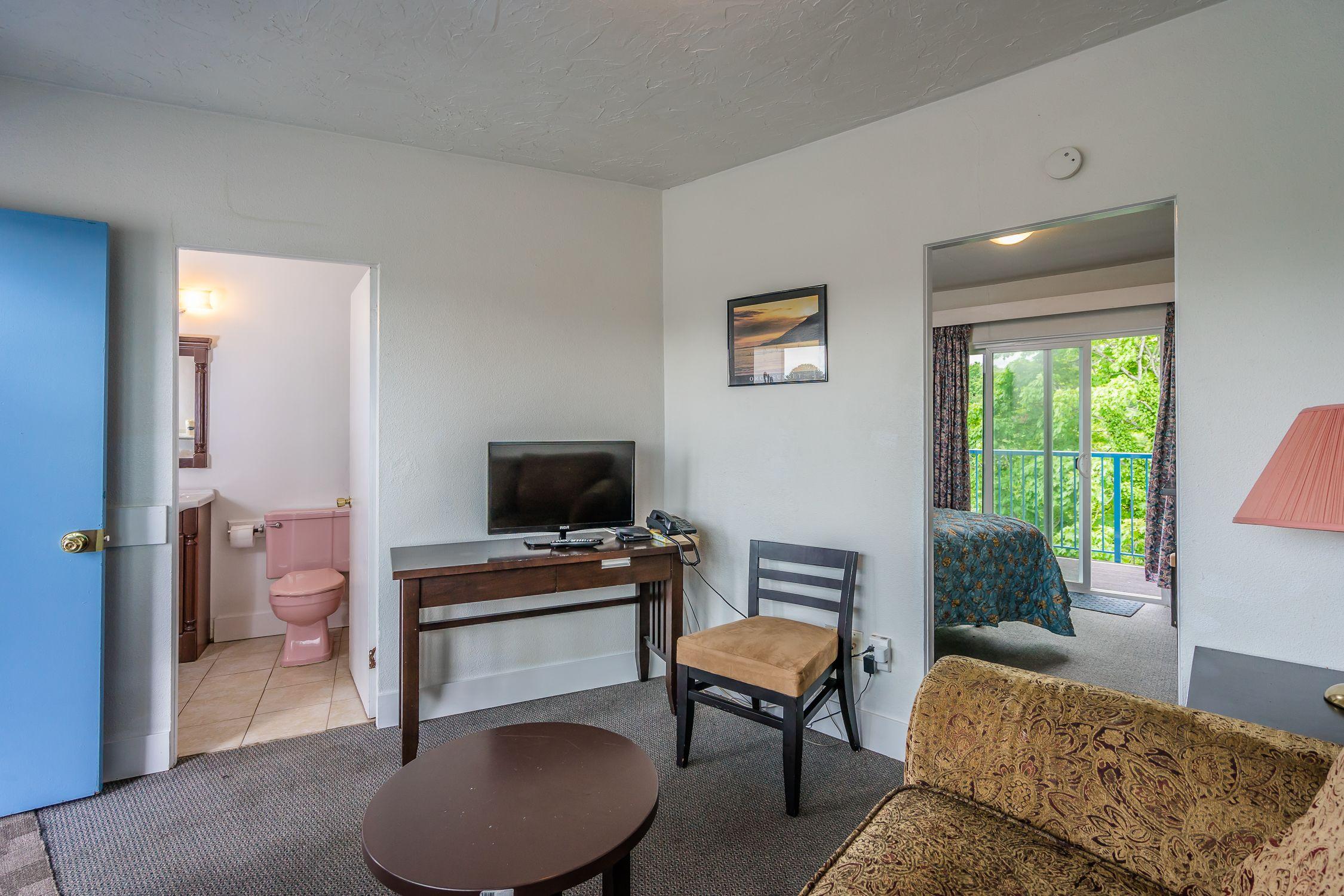 One-Bedroom Suite