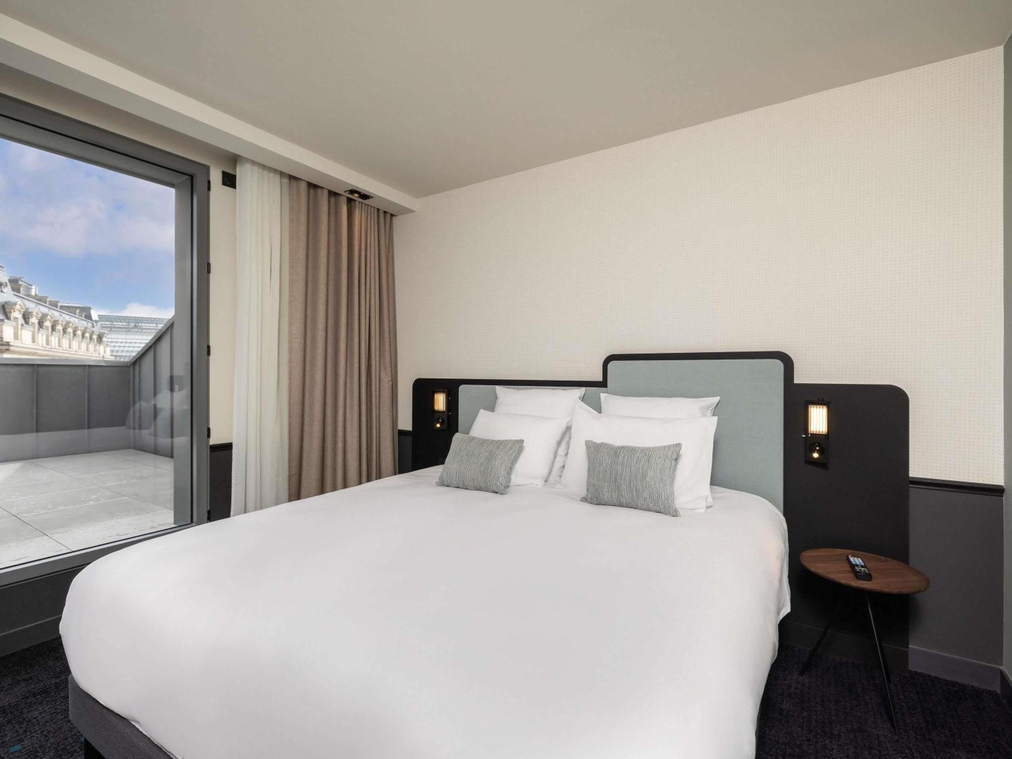 Privilège Junior King Suite with Terrace and Sofa Bed