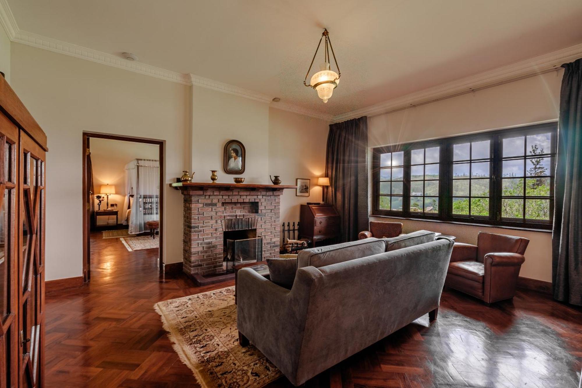 Estate Suite