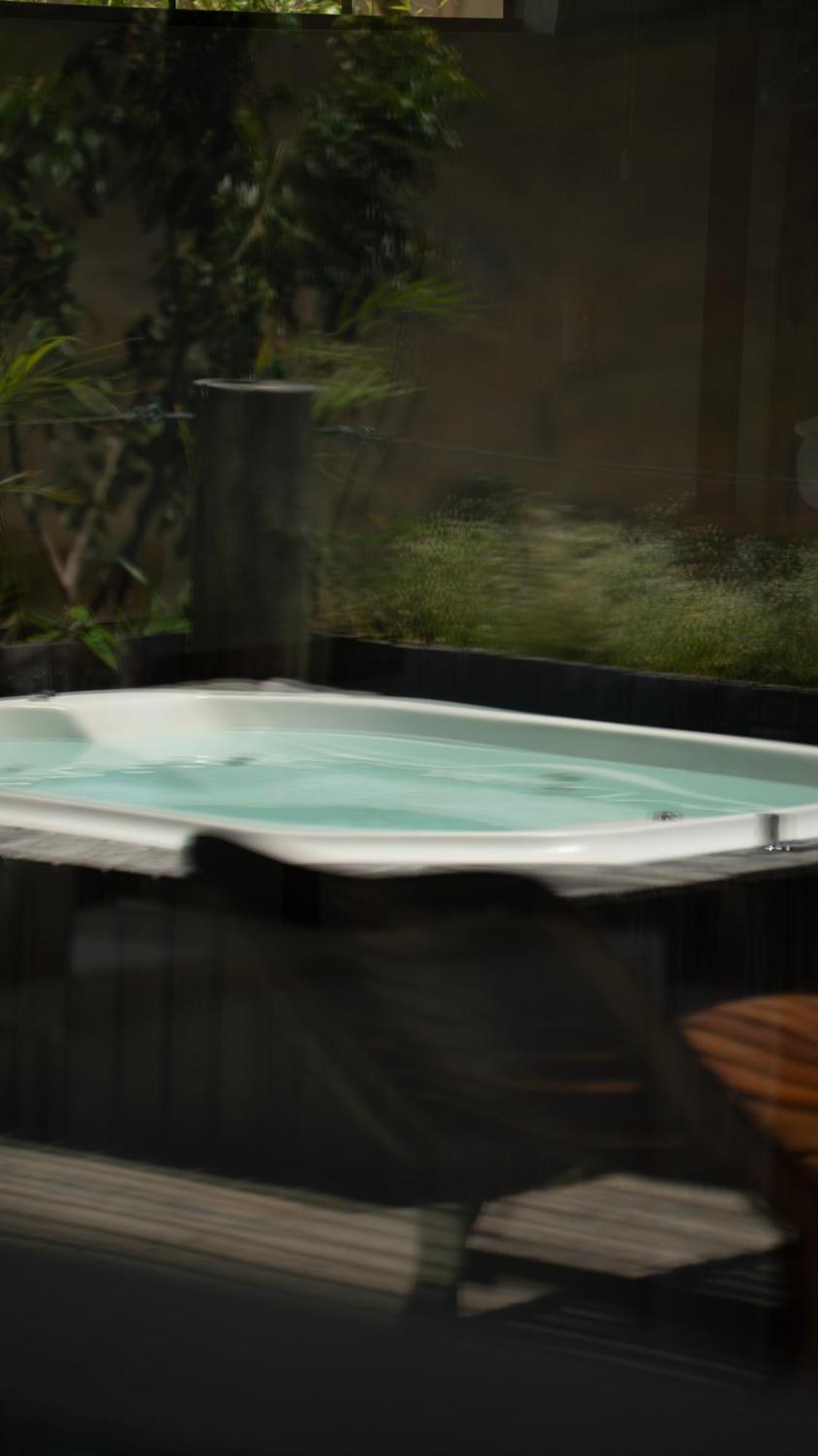 Suíte Deluxe com Banheira de Hidromassagem