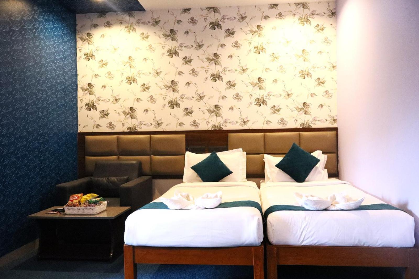 Large Double or Twin Room