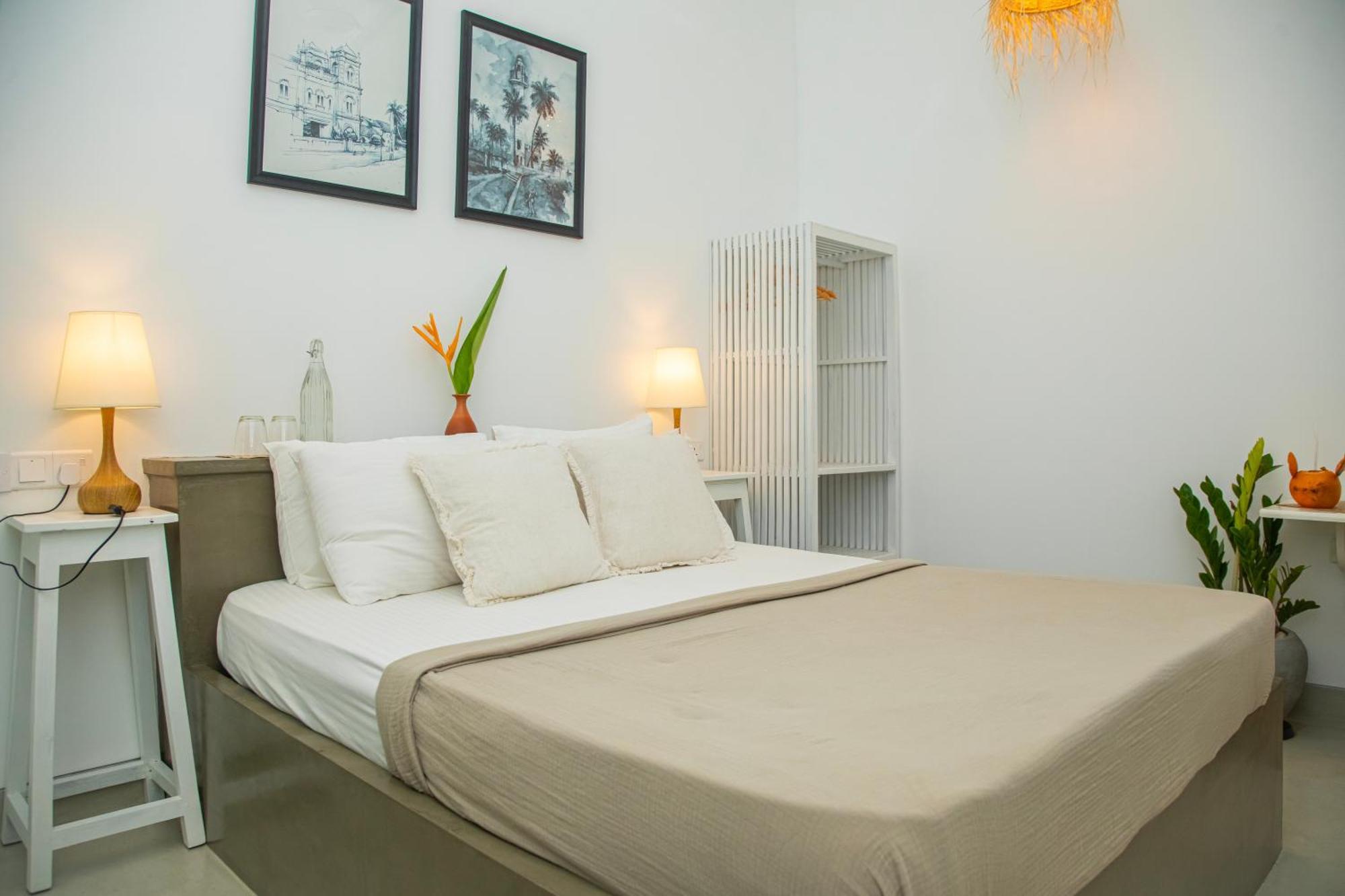 Small Double Room,1718622193:JPEG