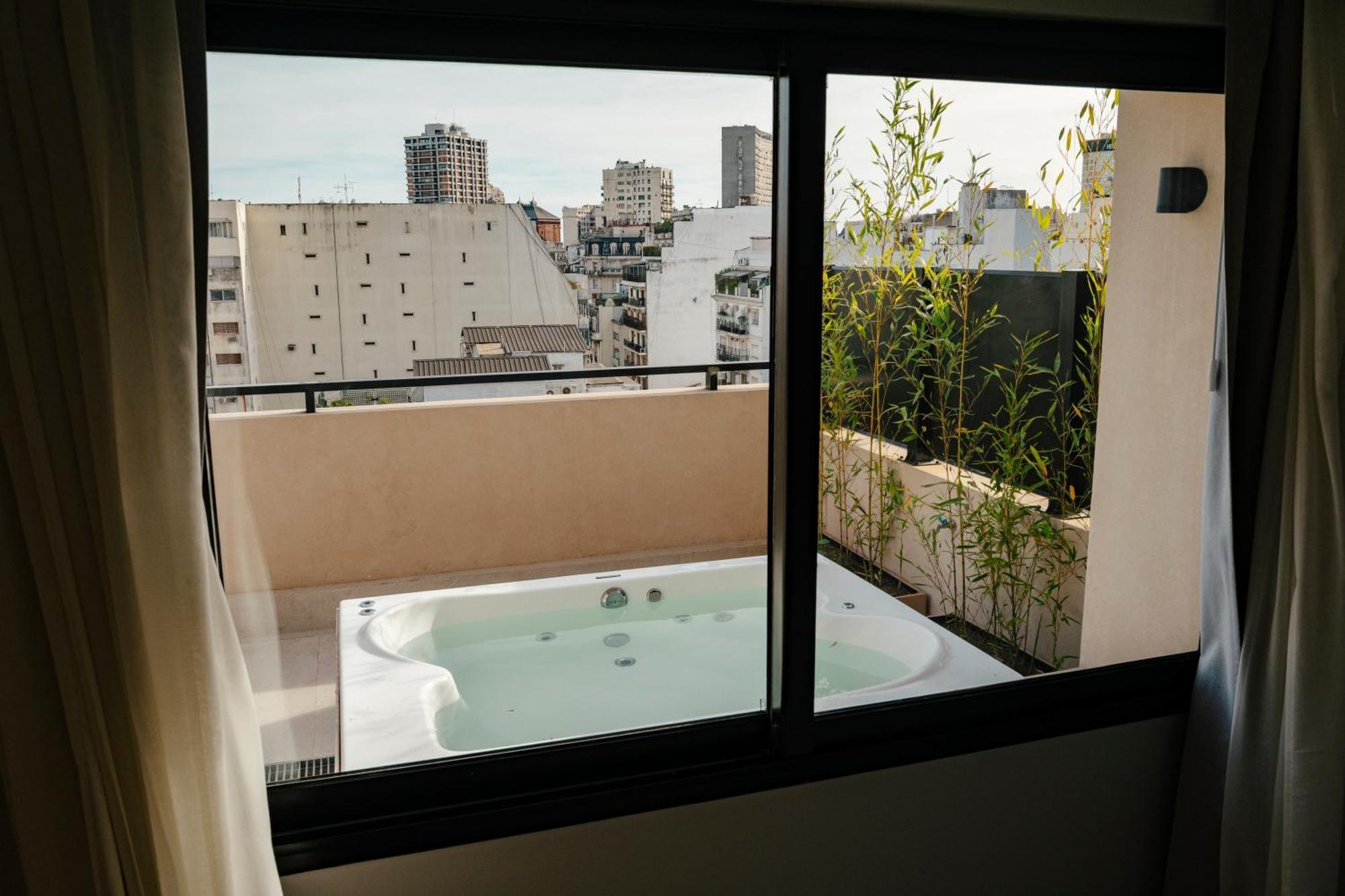 Suite Balcony