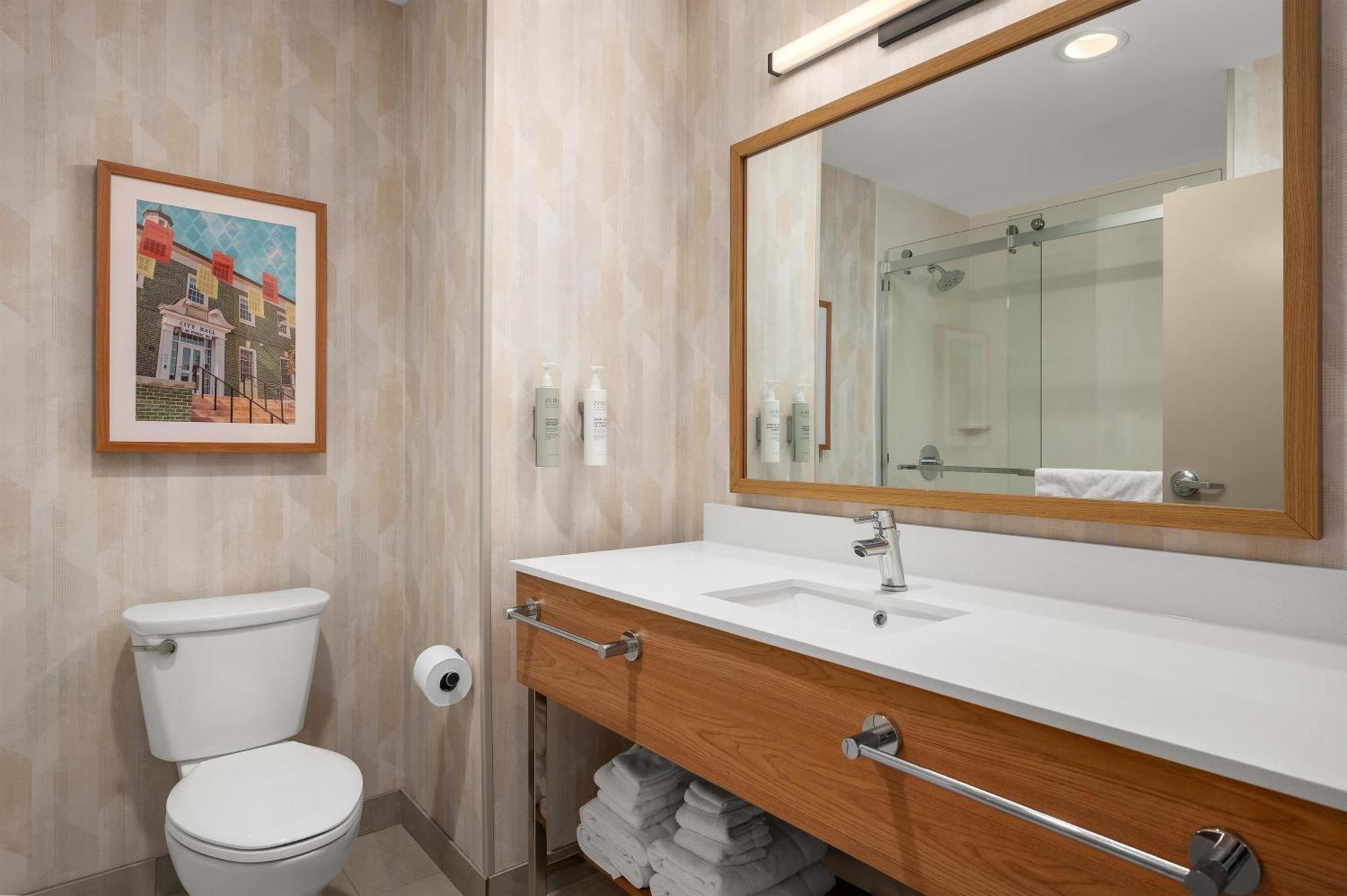 Queen Room with Two Queen Beds and Water View