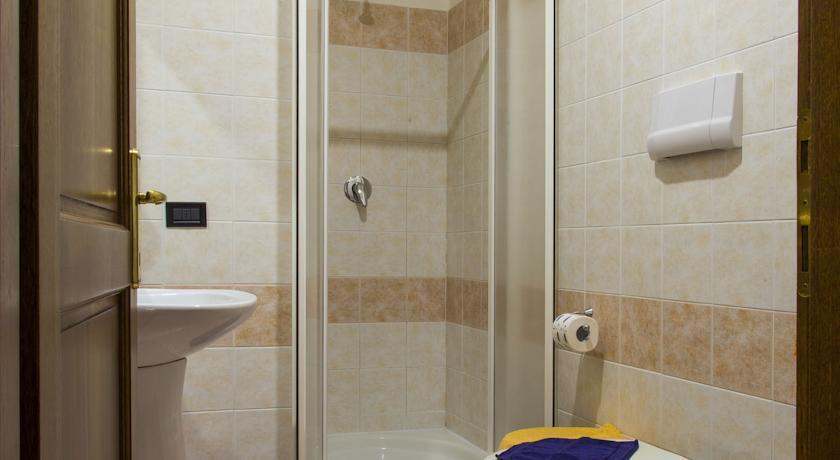 Economy Double or Twin Room