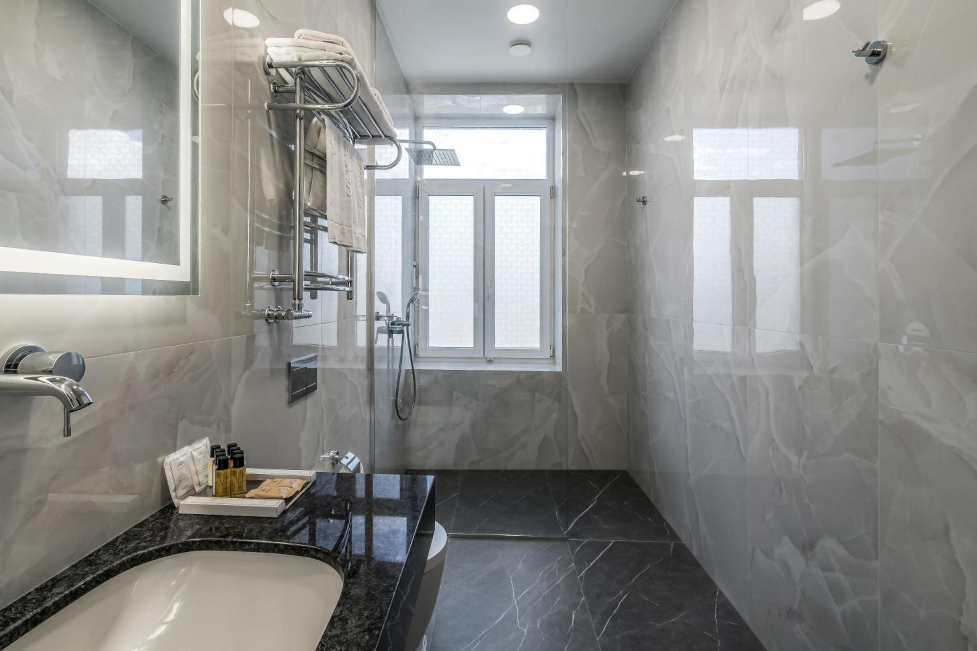 Junior Suite,1722880992:JPEG