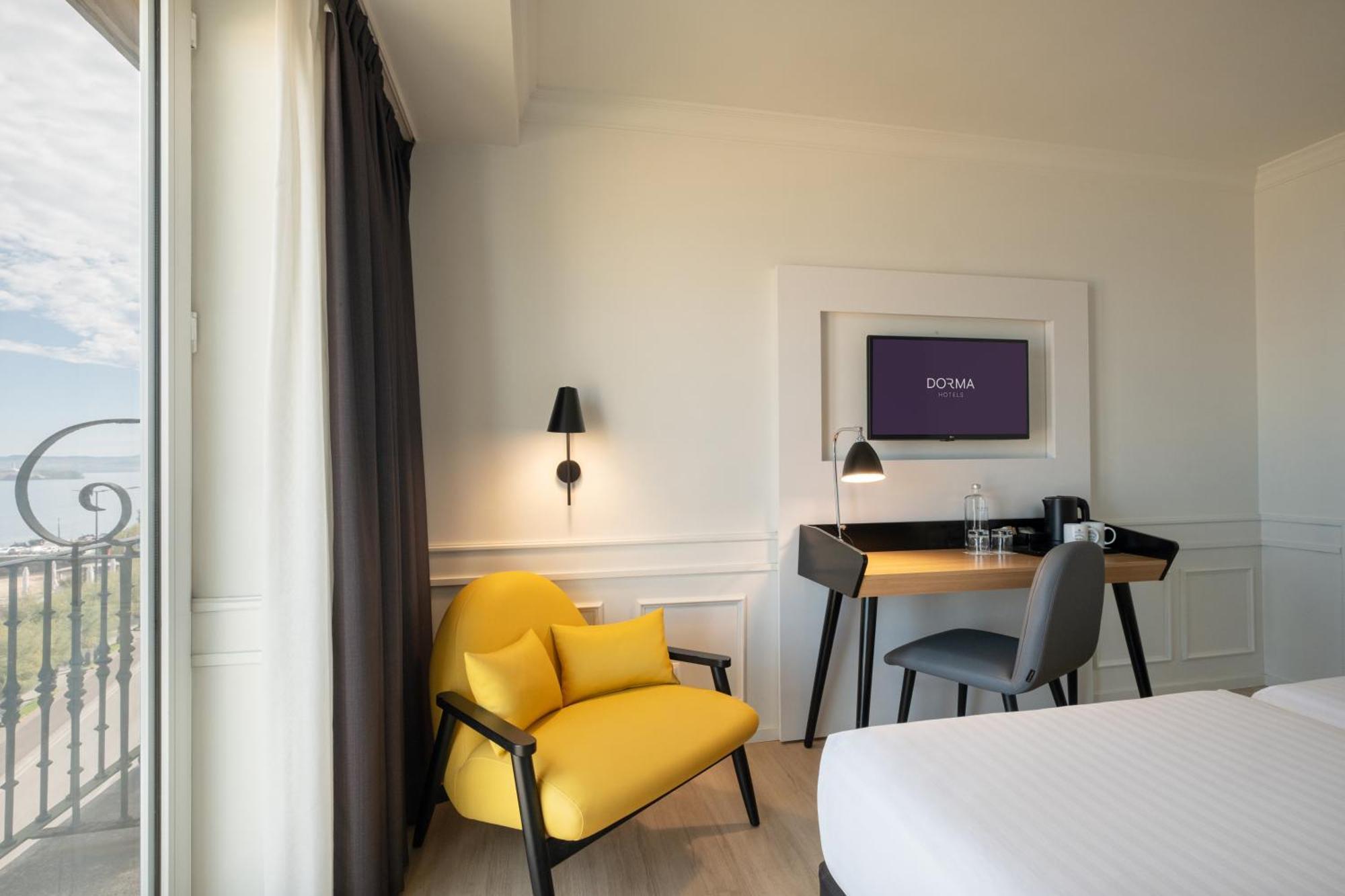 Deluxe Double Room with Sea View
