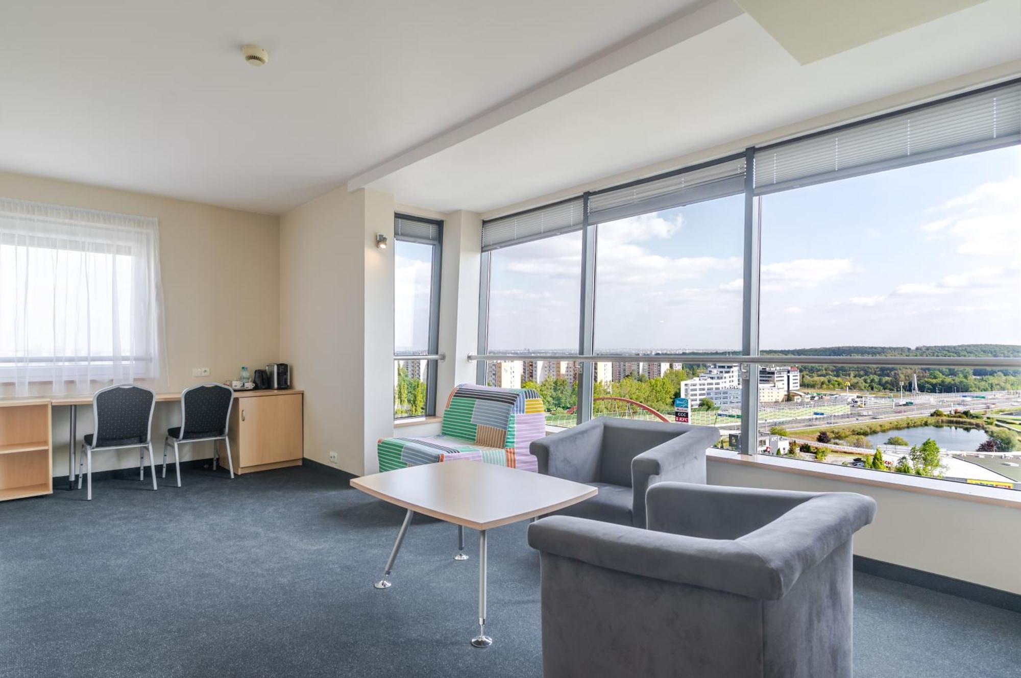 Two-Bedroom Family Apartment,1722901761:JPEG