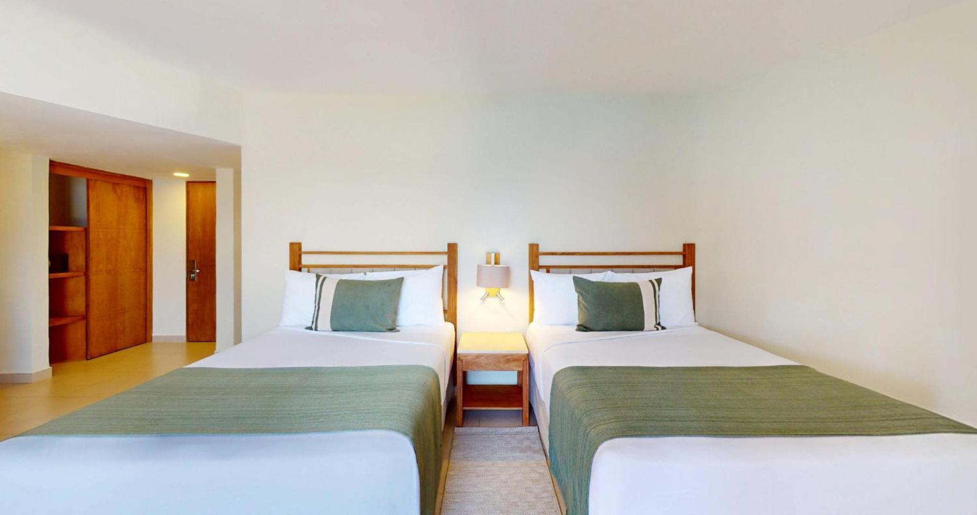 Royal Deluxe Room Sea View
