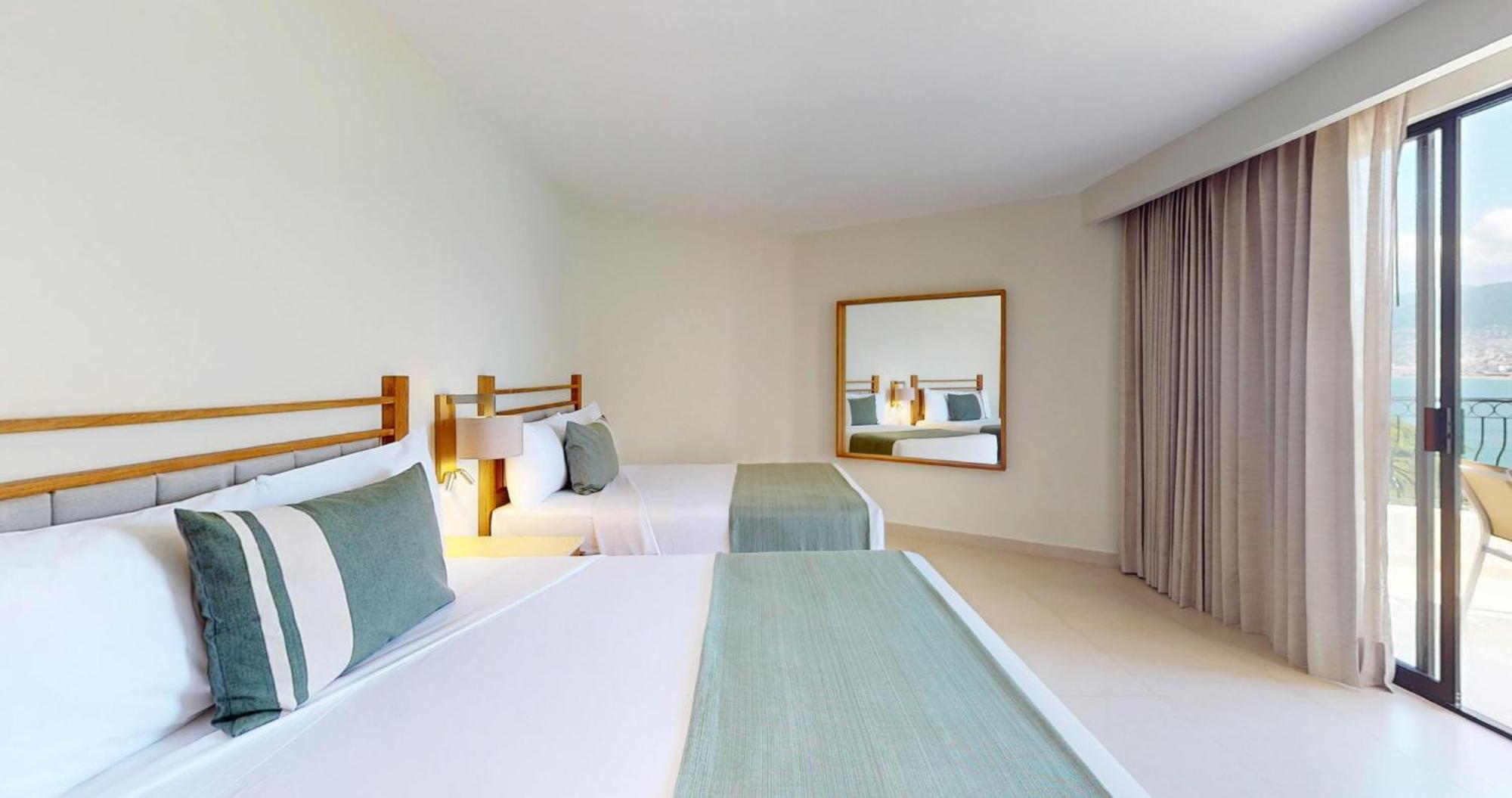 Royal Deluxe Room Sea View