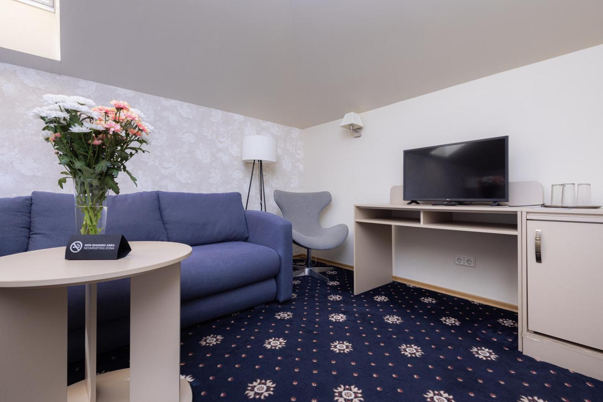 Standard Family Room