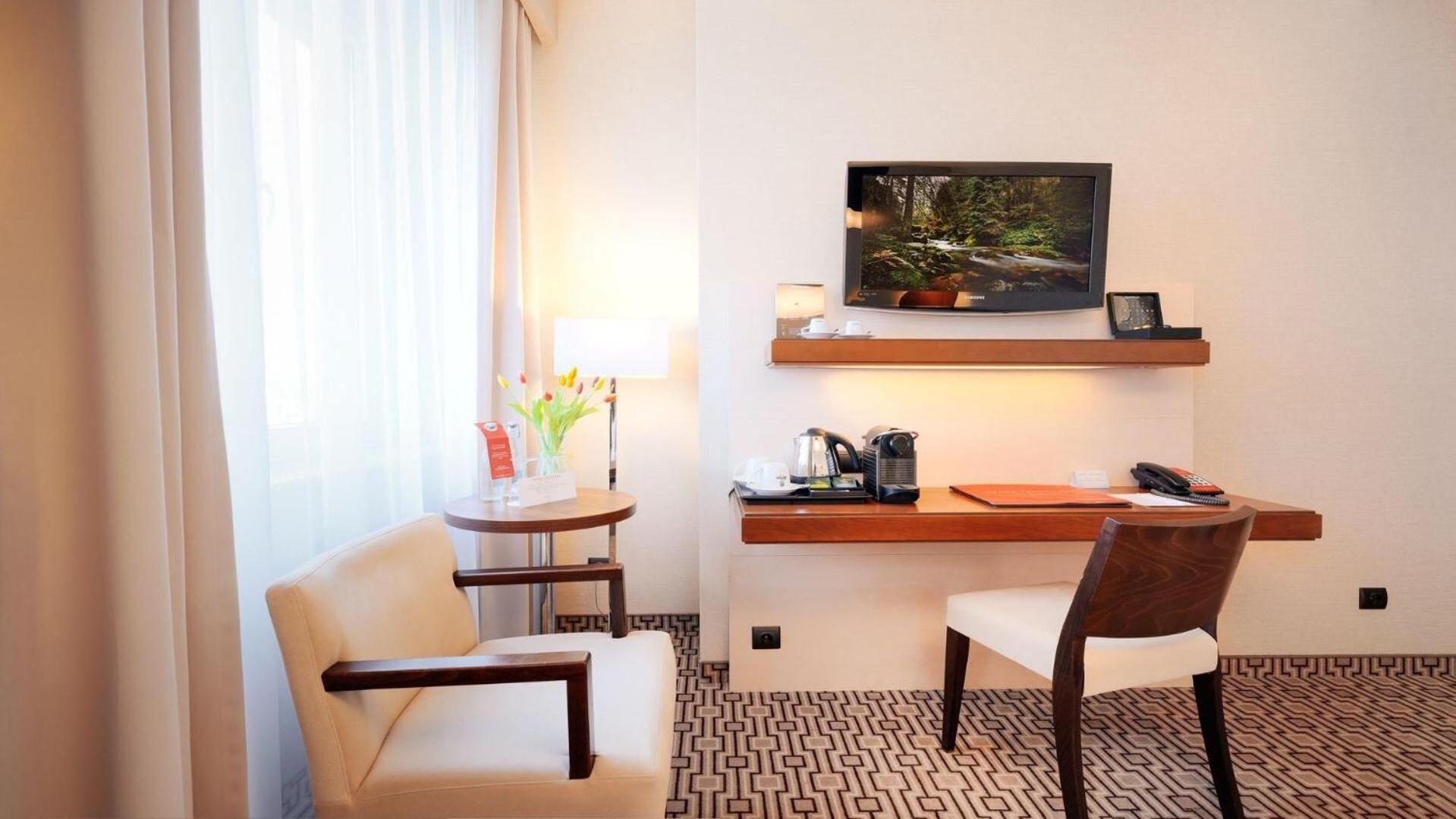 Standard King Room