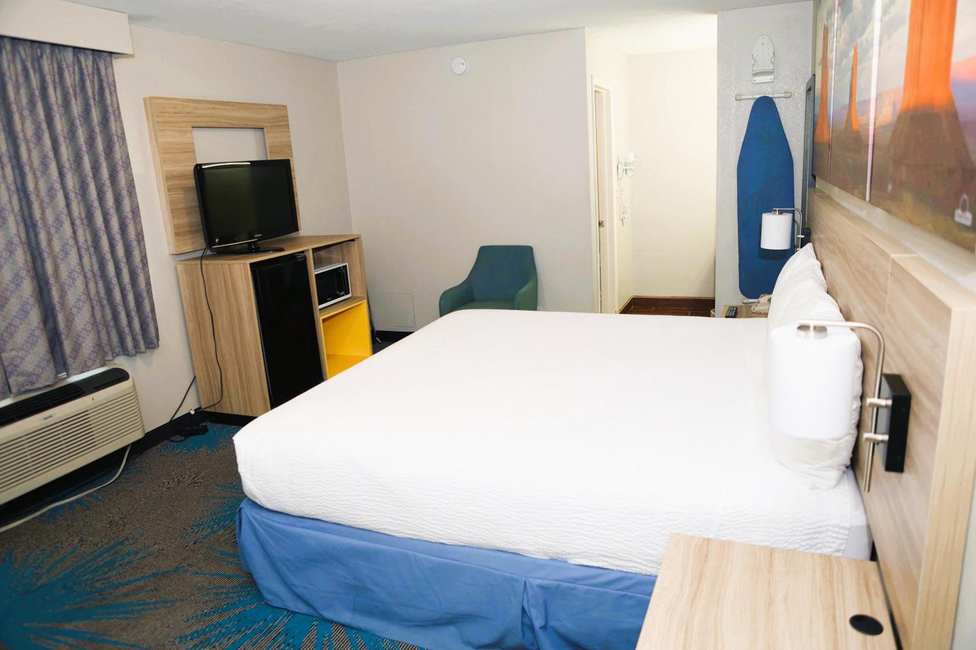 Habitación con cama extragrande - Fumadores