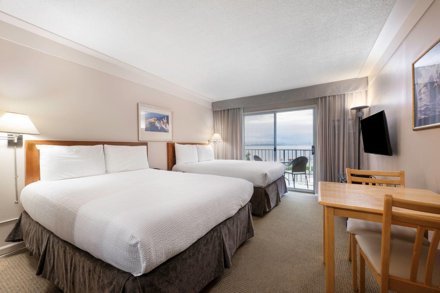 Queen Room with Sea View