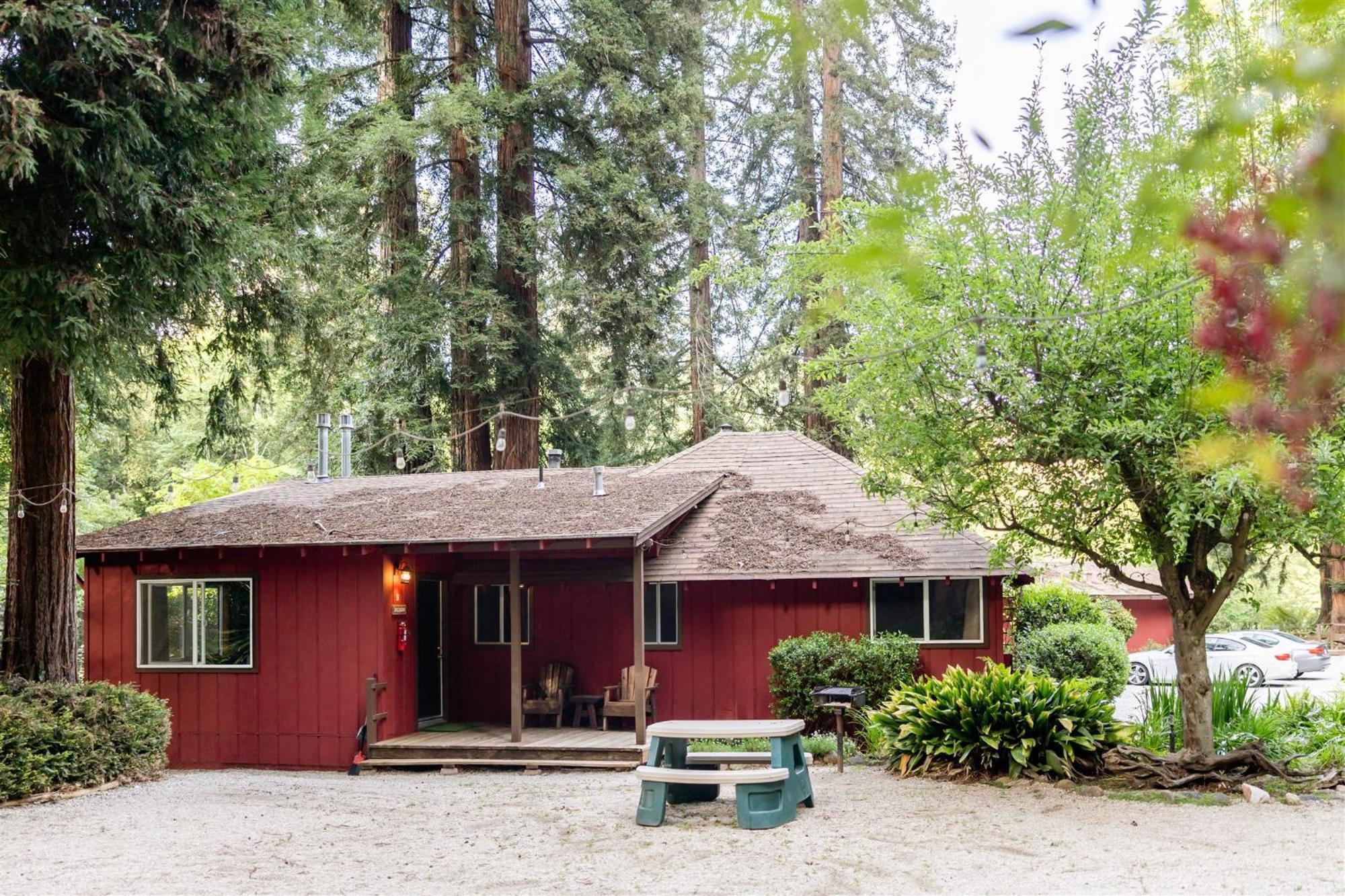 One-Bedroom Cabin (Cabin 11B)