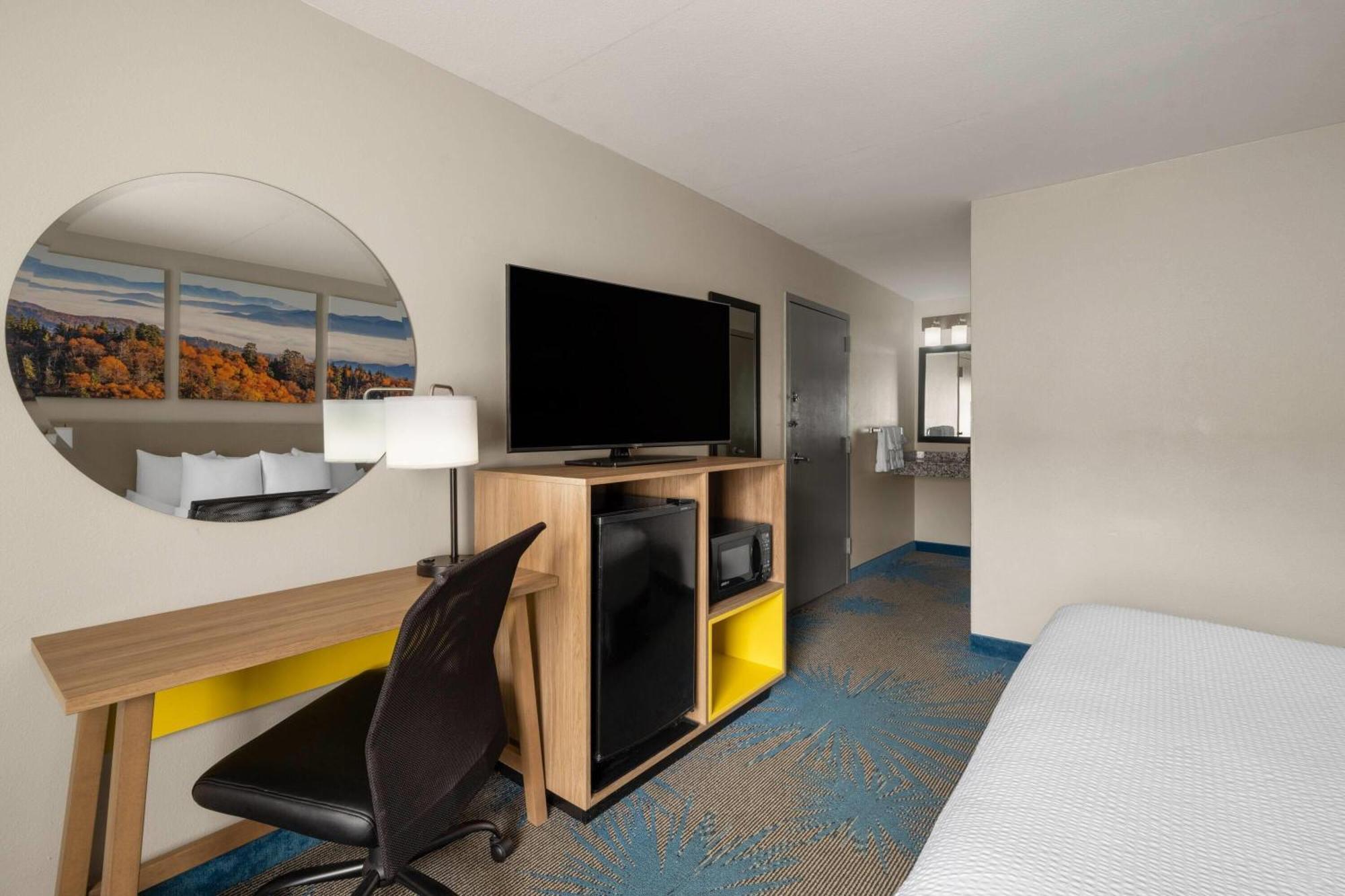 King Room Mobility Access Pet Friendly or Non-Smoking