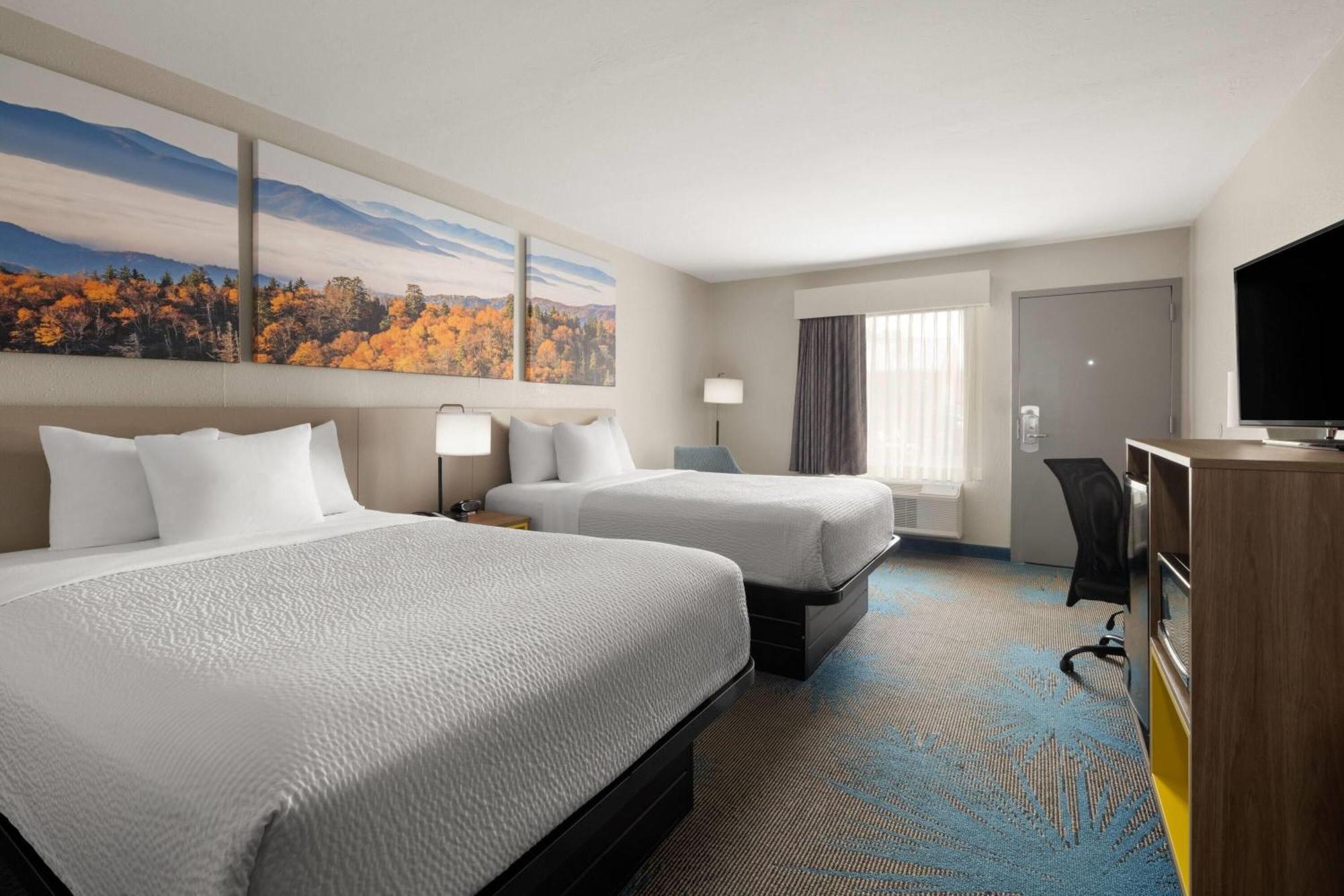 Double Room Two Double Beds Non-Smoking
