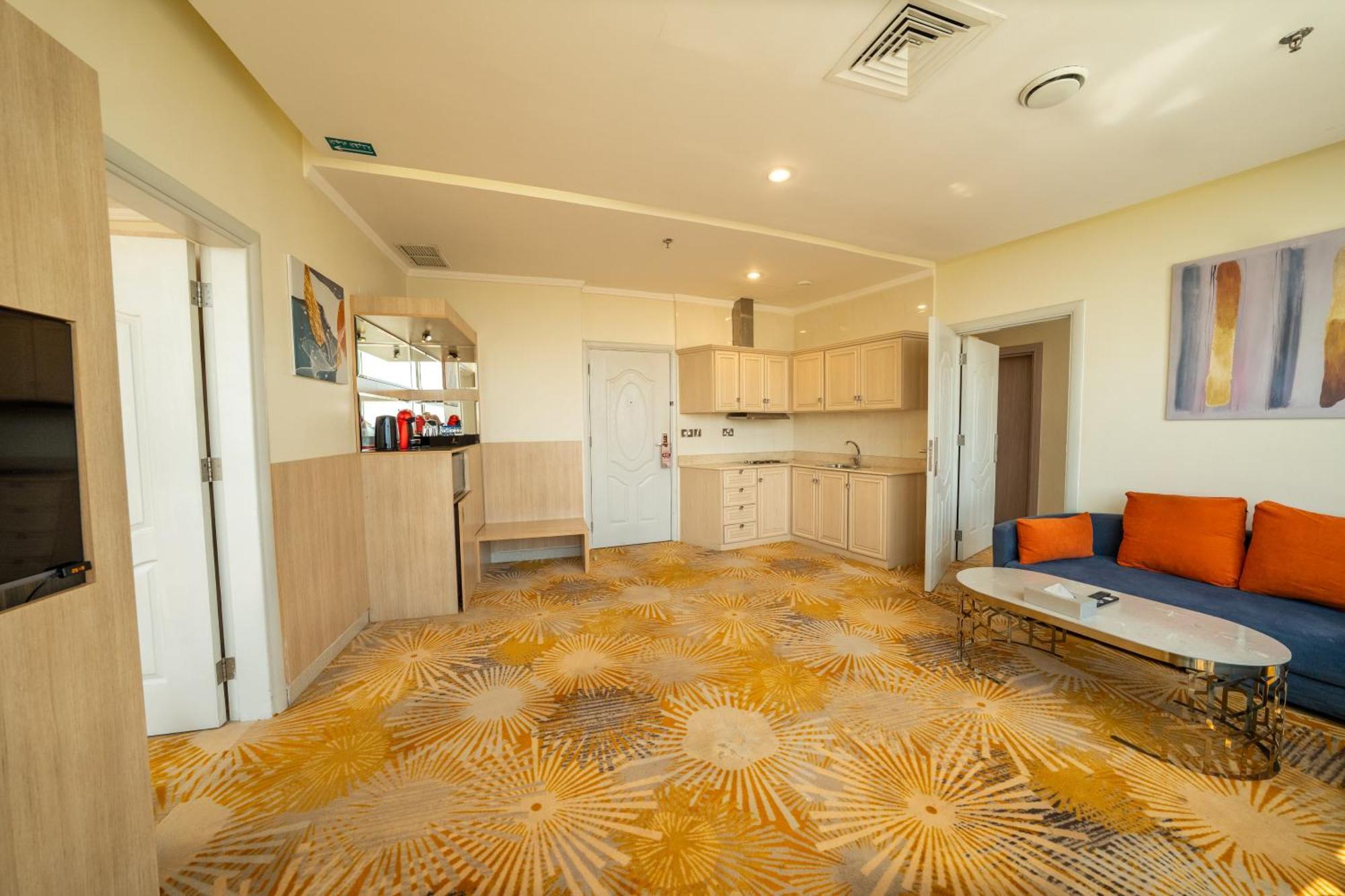 Premium Suite