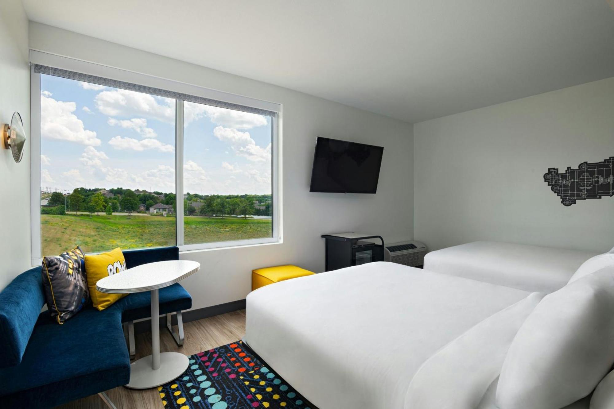 Aloft Guest room 2 Queen