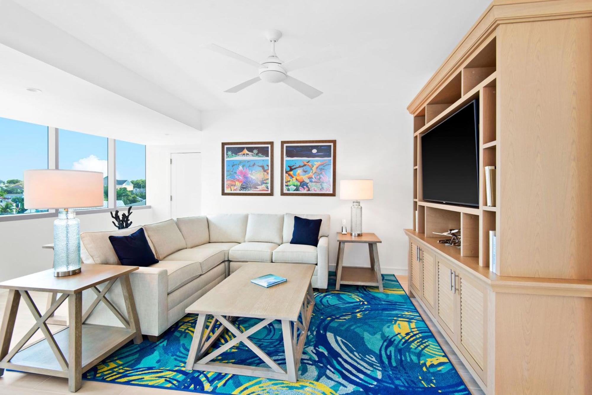 One-Bedroom Apartment Balcony Sea View