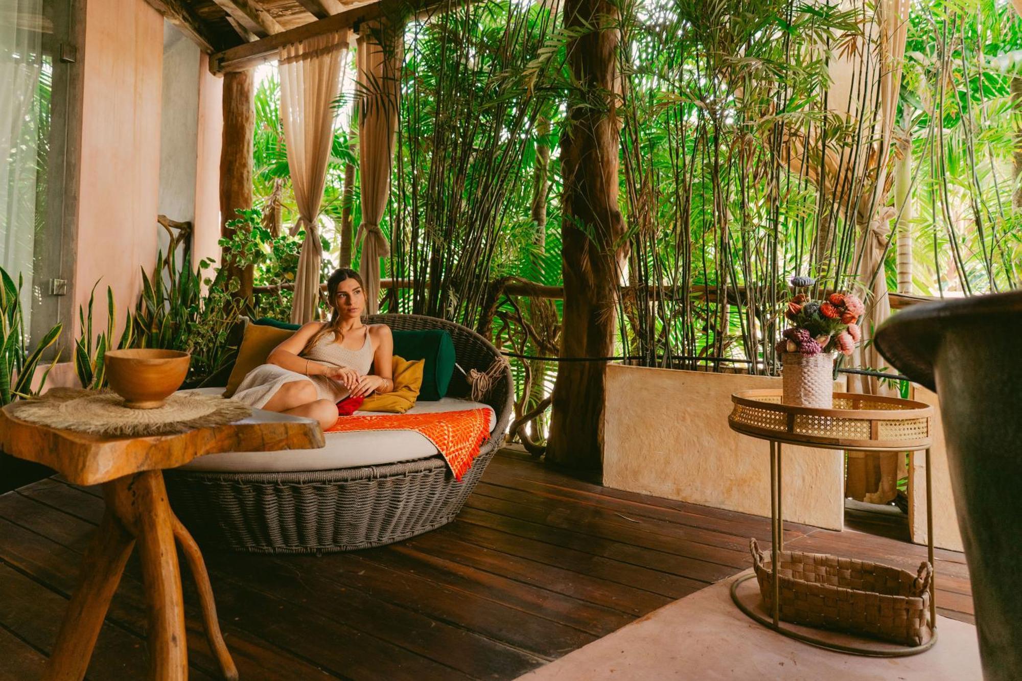 Deluxe Double Room Bath