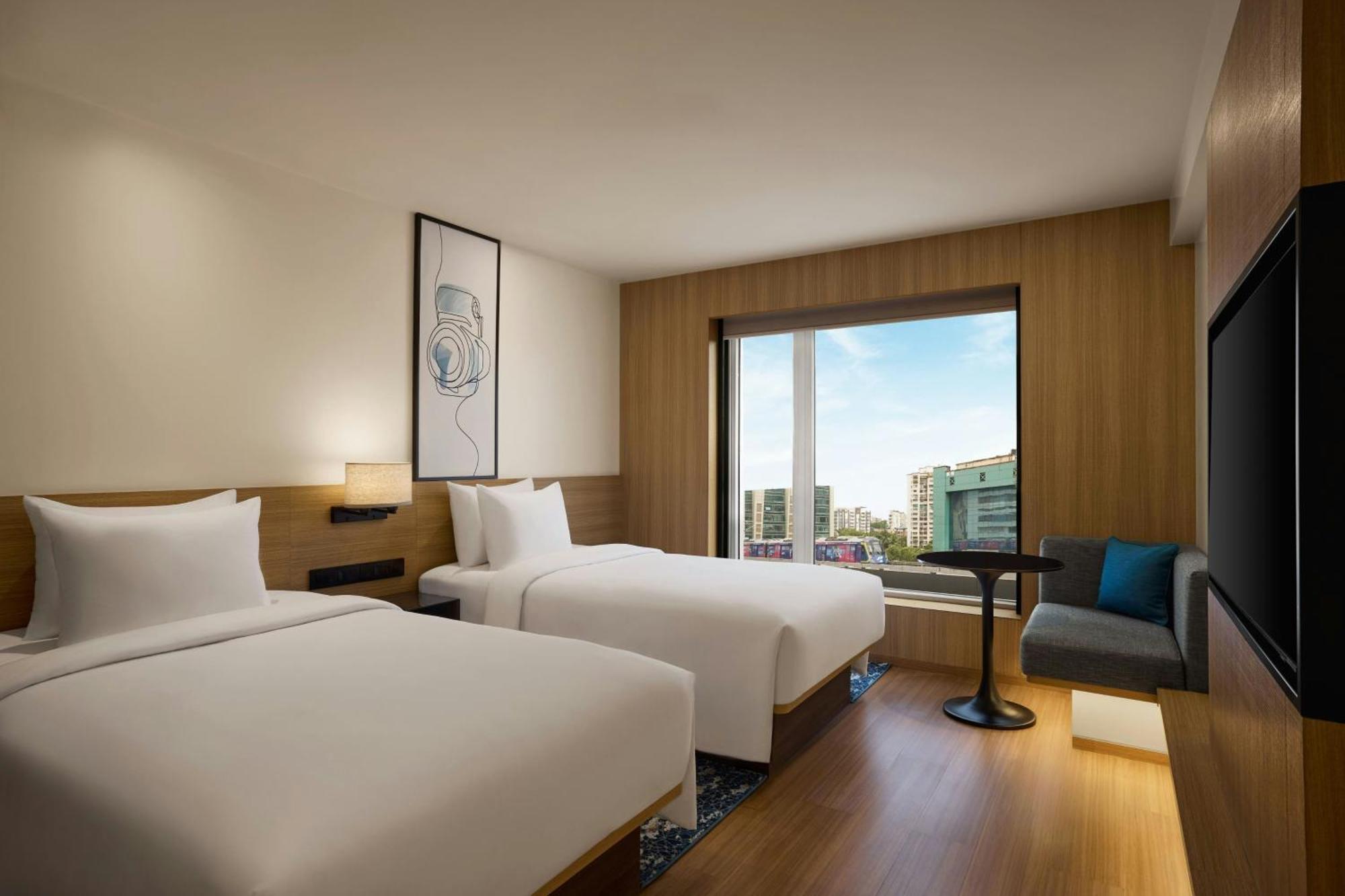 Twin Room with Two Twin Beds with City View