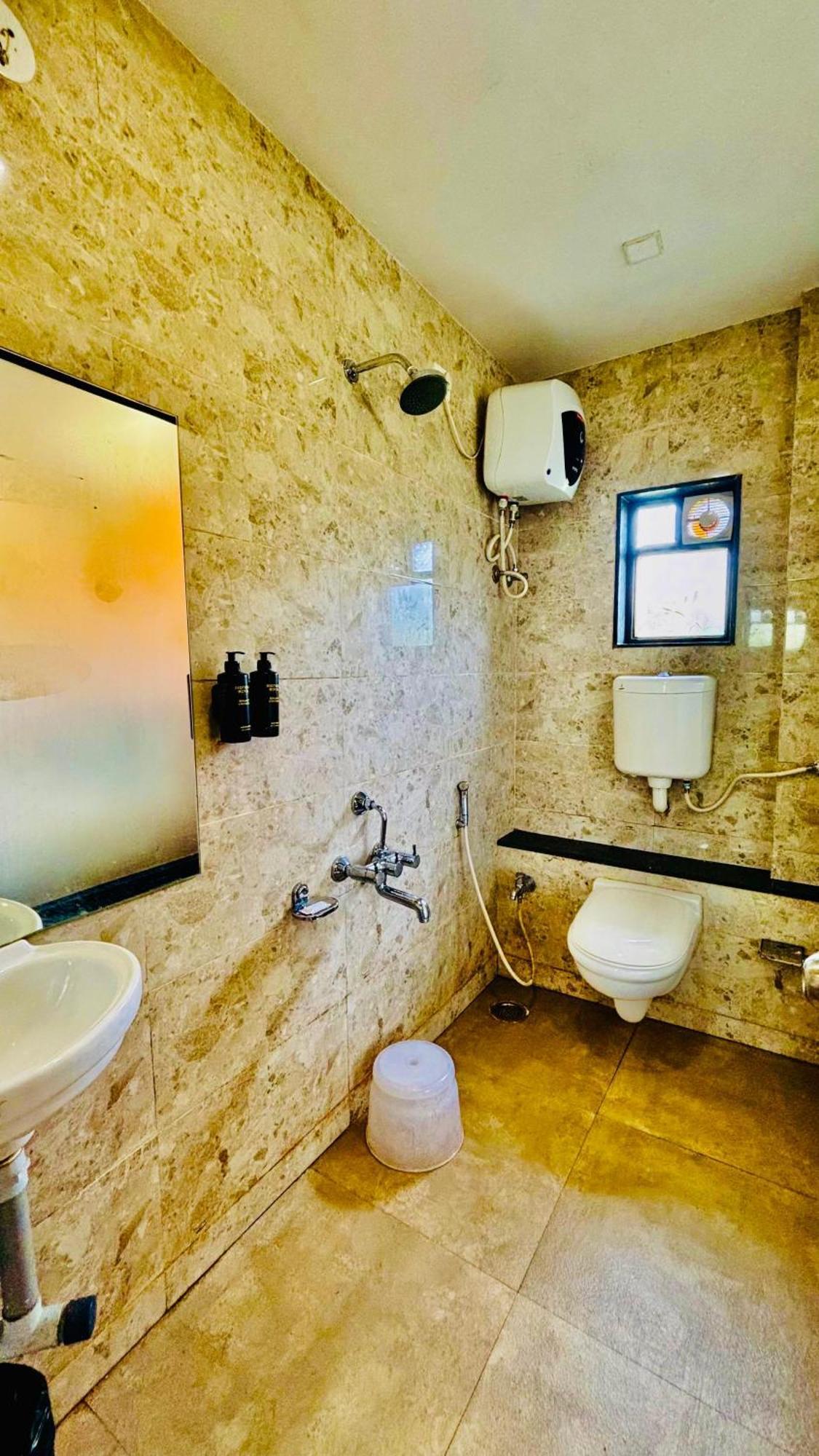 Double Room with Lake View