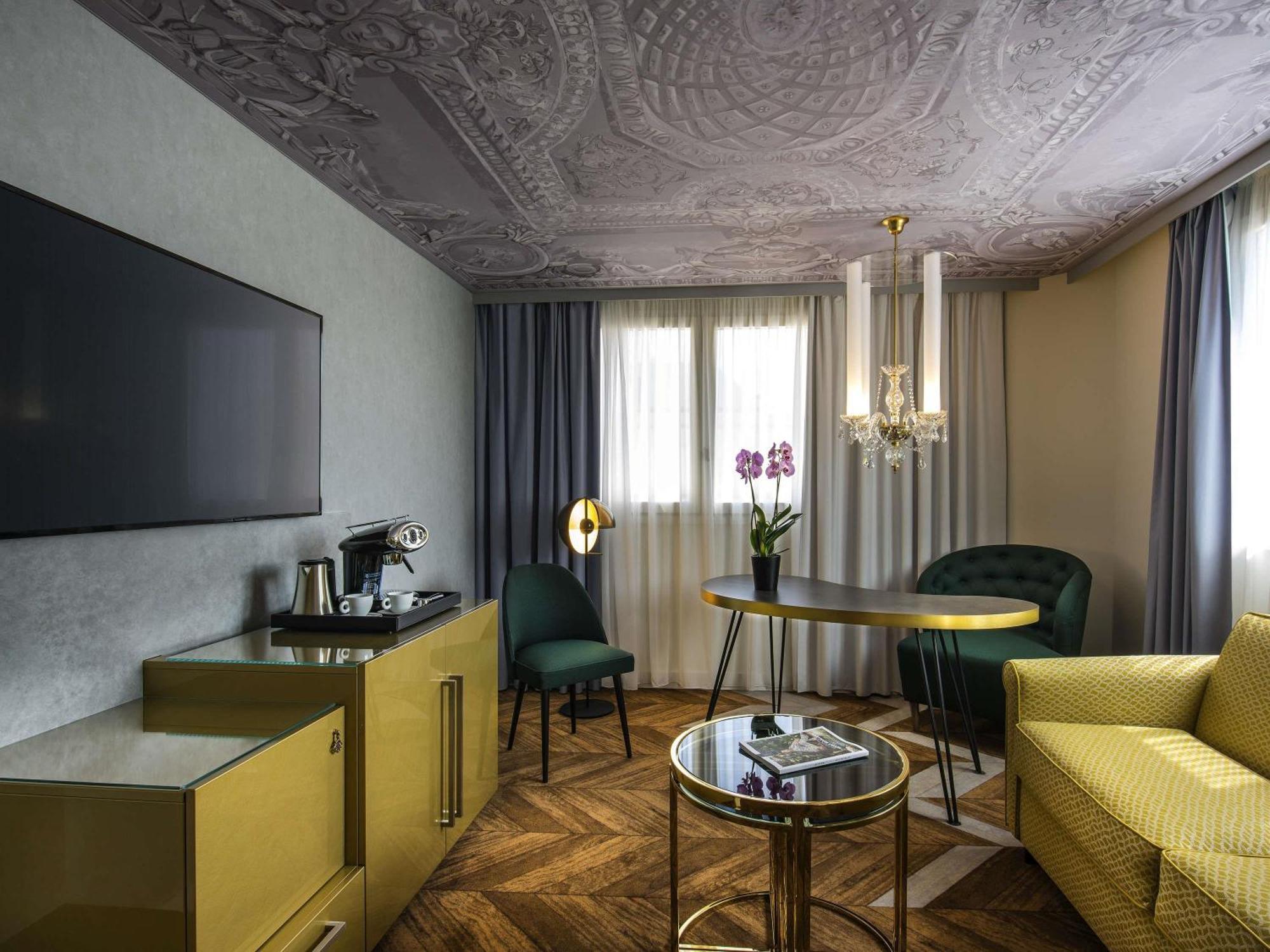 Suite mit Kingsize-Bett und Doppelschlafsofa