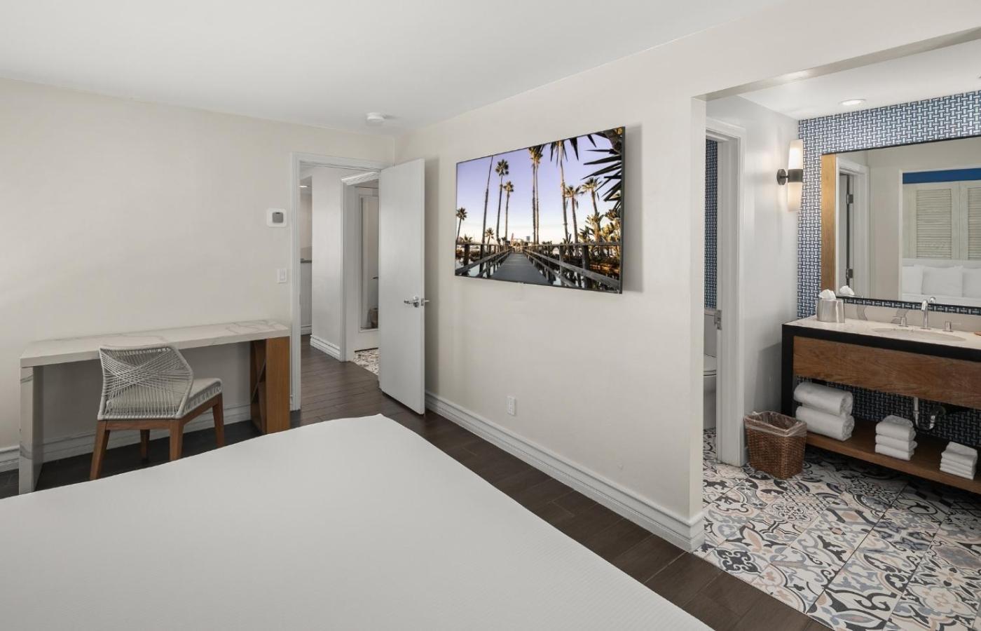 Bayside Bungalow Suite