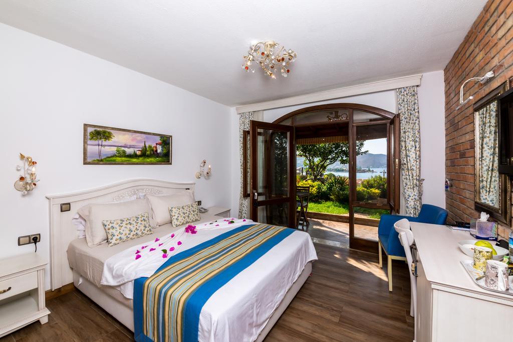 Standart Çift Kişilik Oda - Deniz Manzaralı
