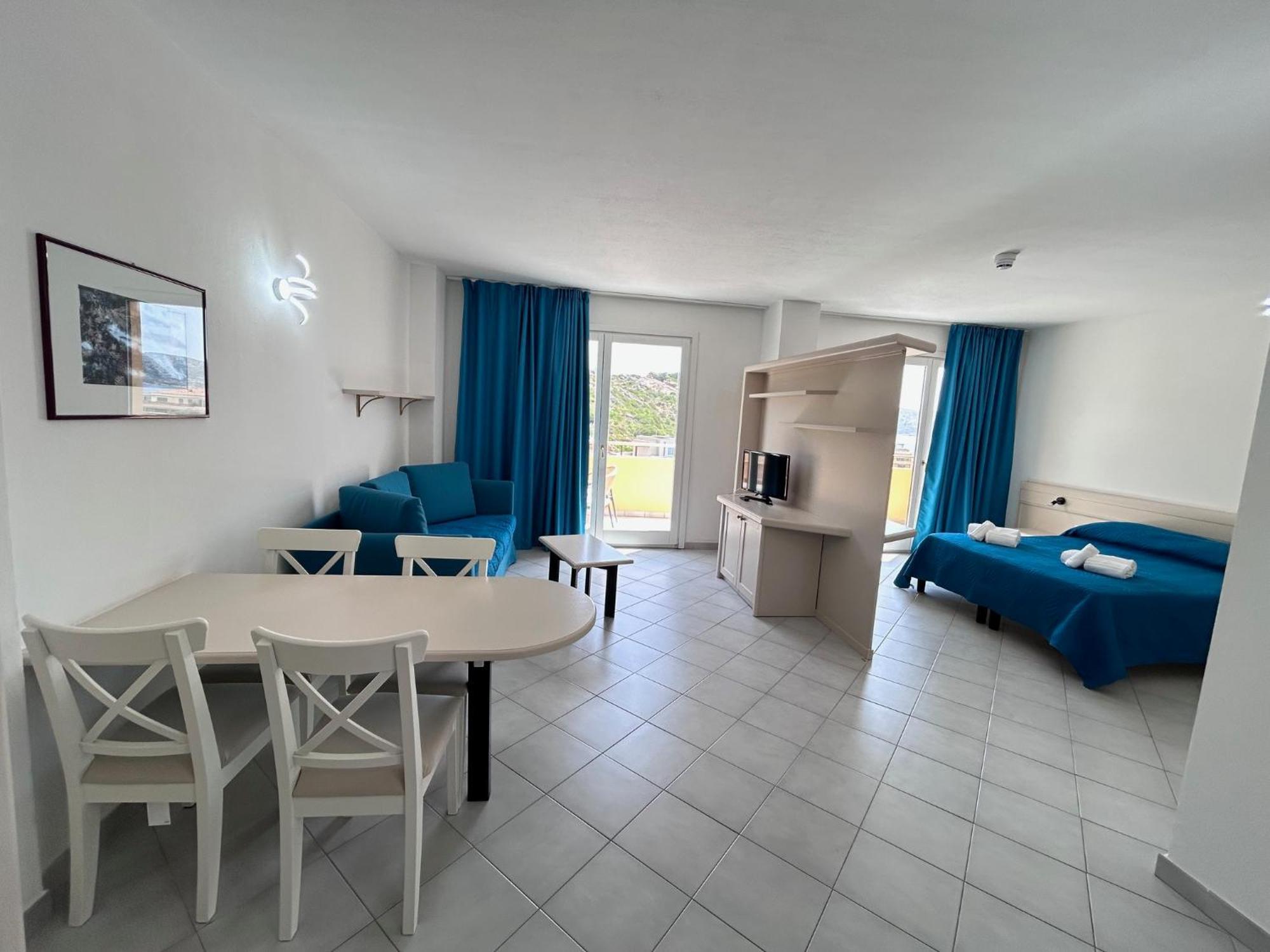 Standard Family Room