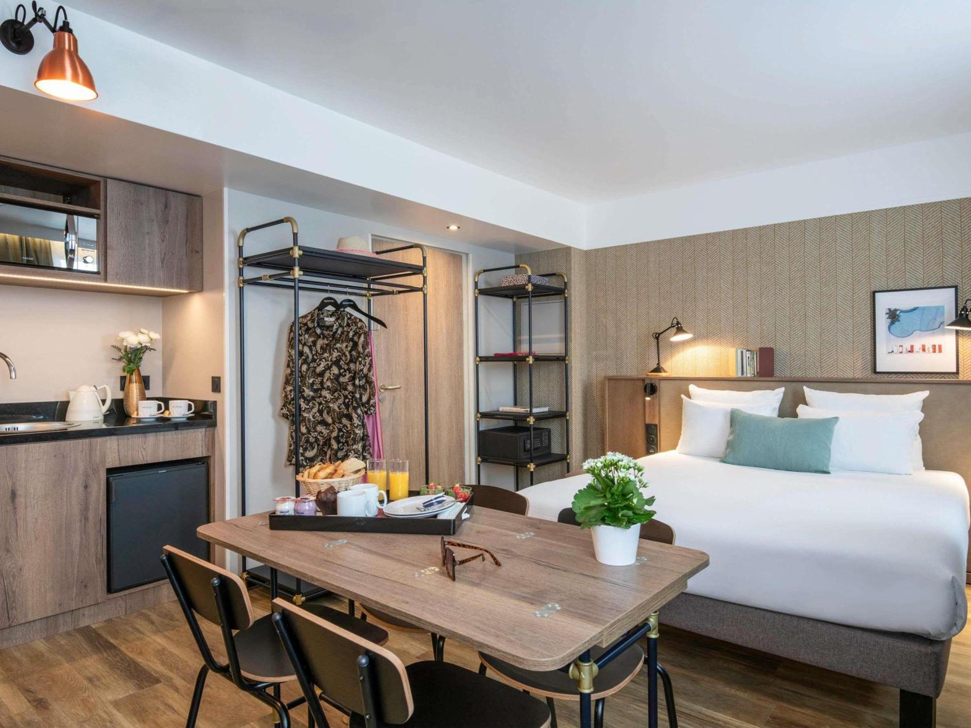 Superior Sea View Suite