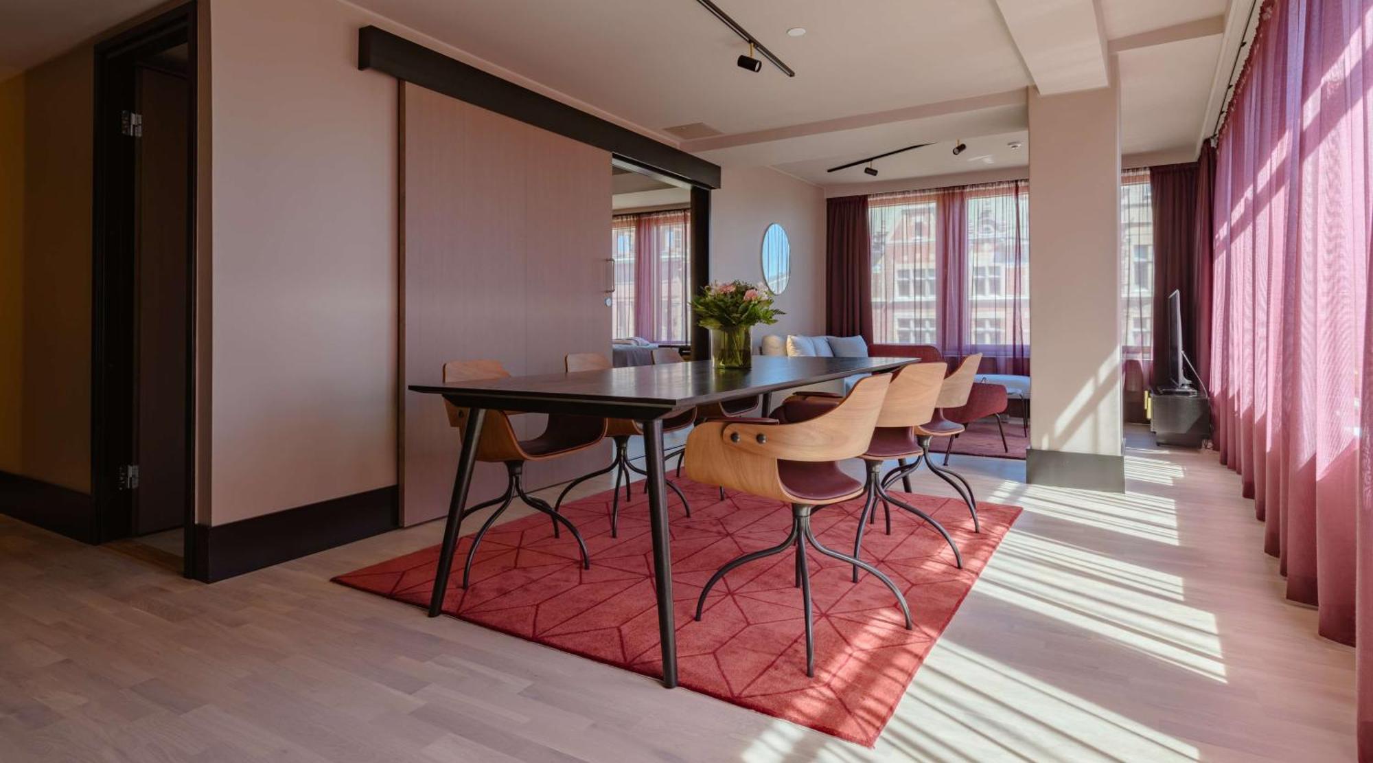 King Suite